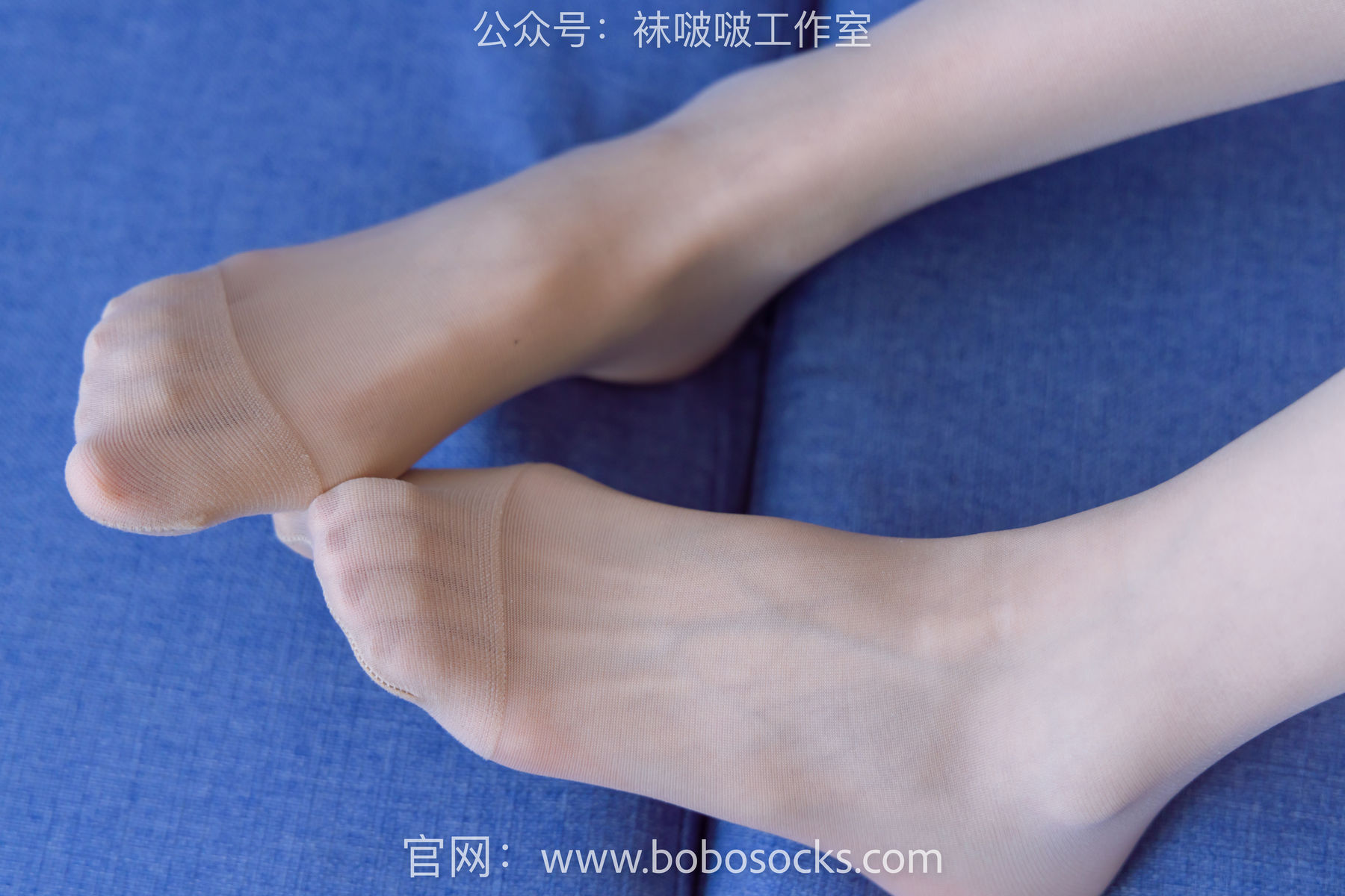 BoBoSocks袜啵啵 No.118 稚予-运动鞋、白棉袜、肉丝、踩小熊玩偶/(140P)