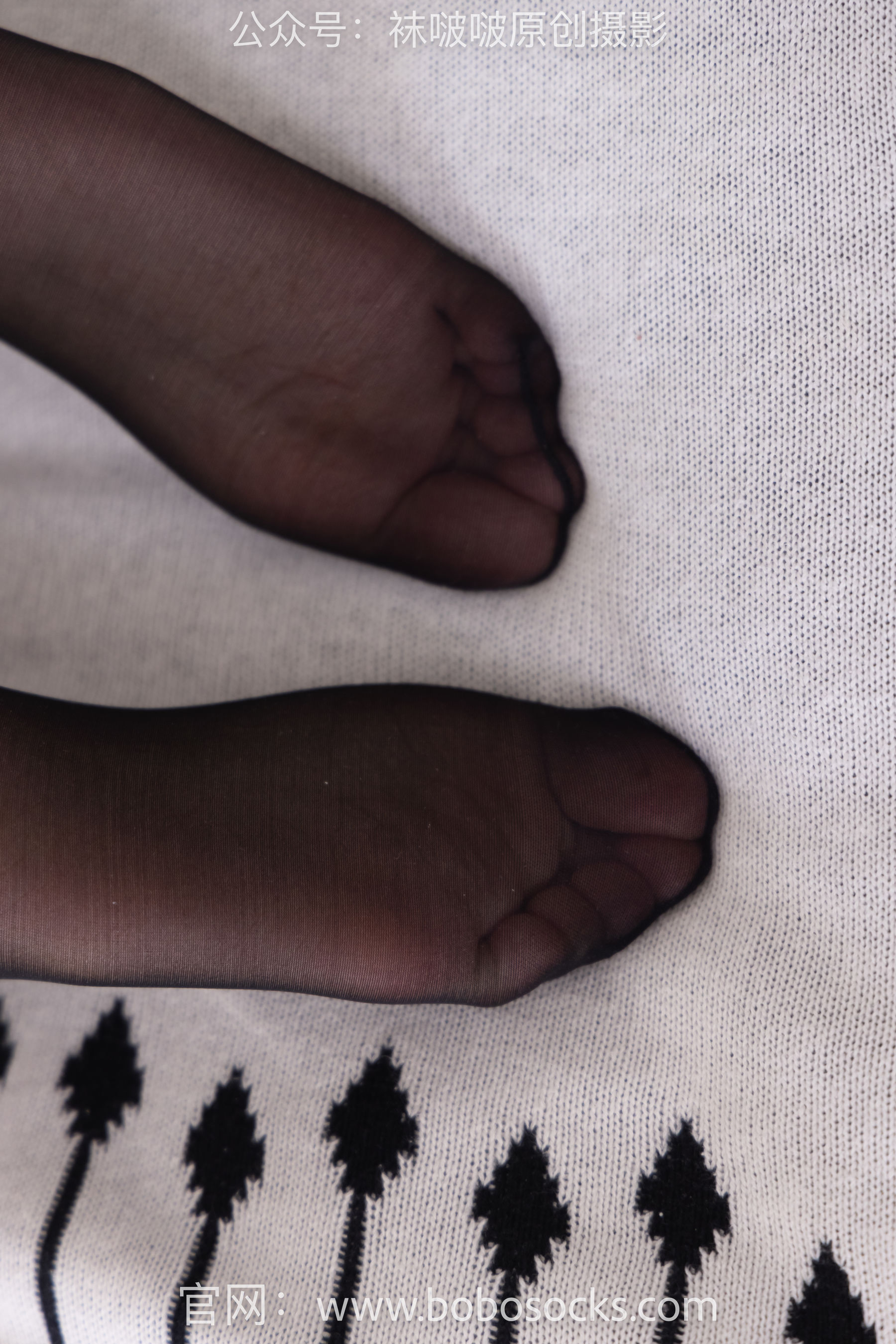 BoBoSocks袜啵啵 No.135 小甜豆-高跟鞋、黑丝、裸足/(140P)