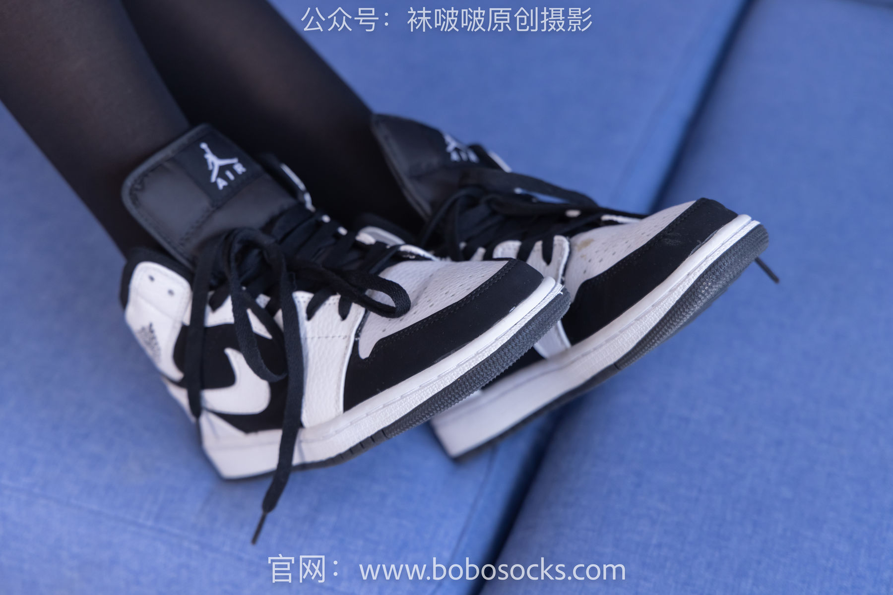 BoBoSocks袜啵啵 No.132 小甜豆-aj1板鞋、蓝色短靴、厚黑丝、厚红丝/(145P)