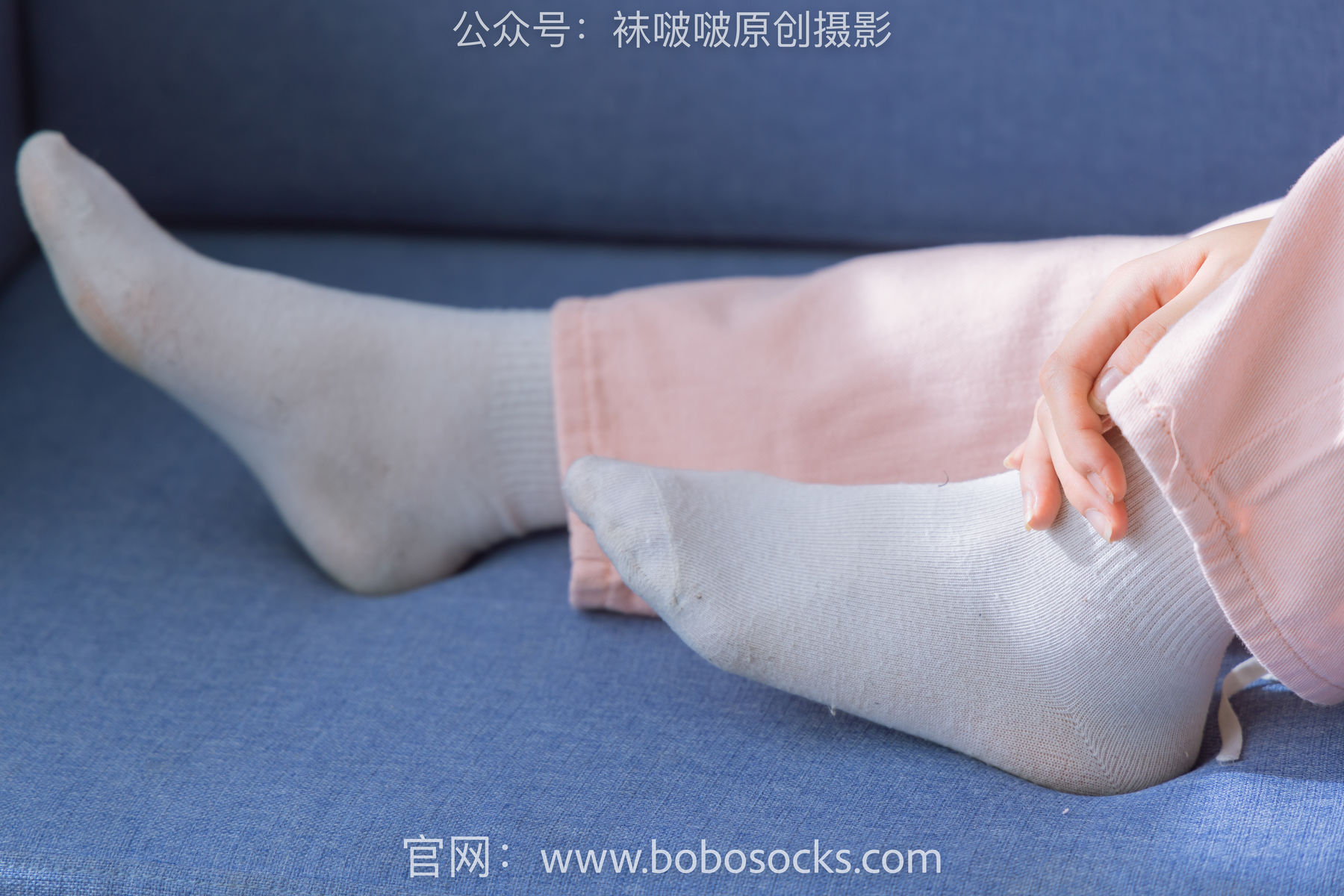 BoBoSocks袜啵啵 No.141 周周-运动鞋、白棉袜、裸足/(140P)