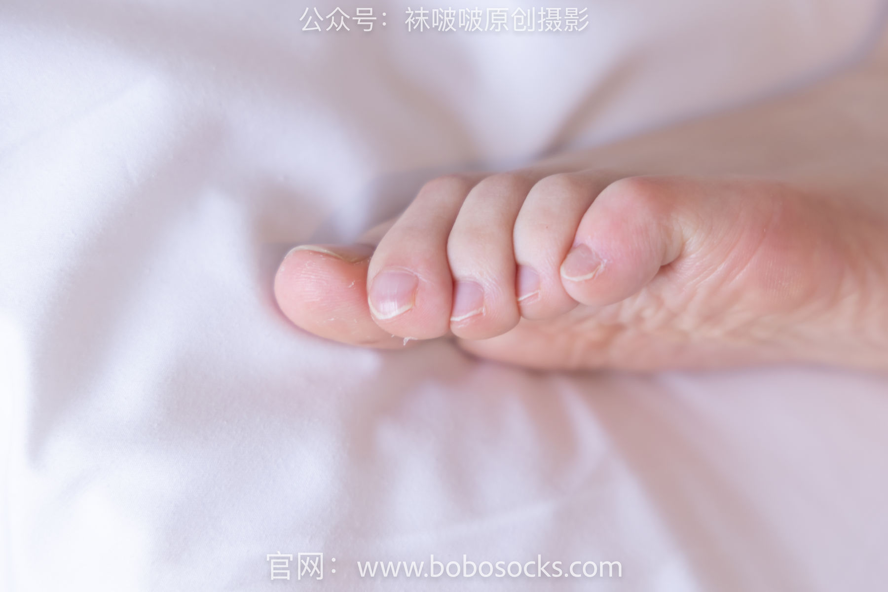 BoBoSocks袜啵啵 No.136 小甜豆-高跟长靴、白棉袜、裸足/(200P)