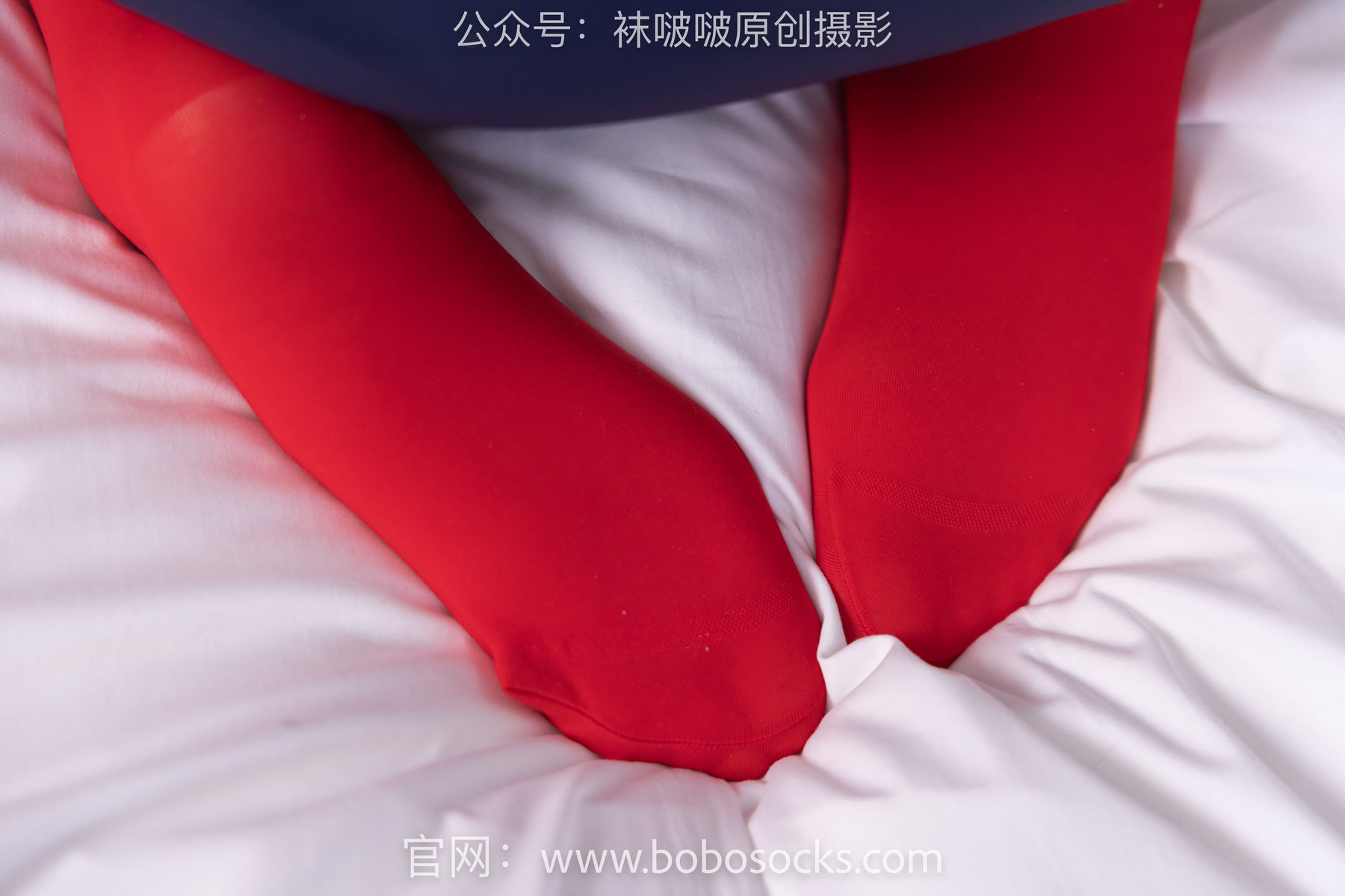 BoBoSocks袜啵啵 No.132 小甜豆-aj1板鞋、蓝色短靴、厚黑丝、厚红丝/(145P)