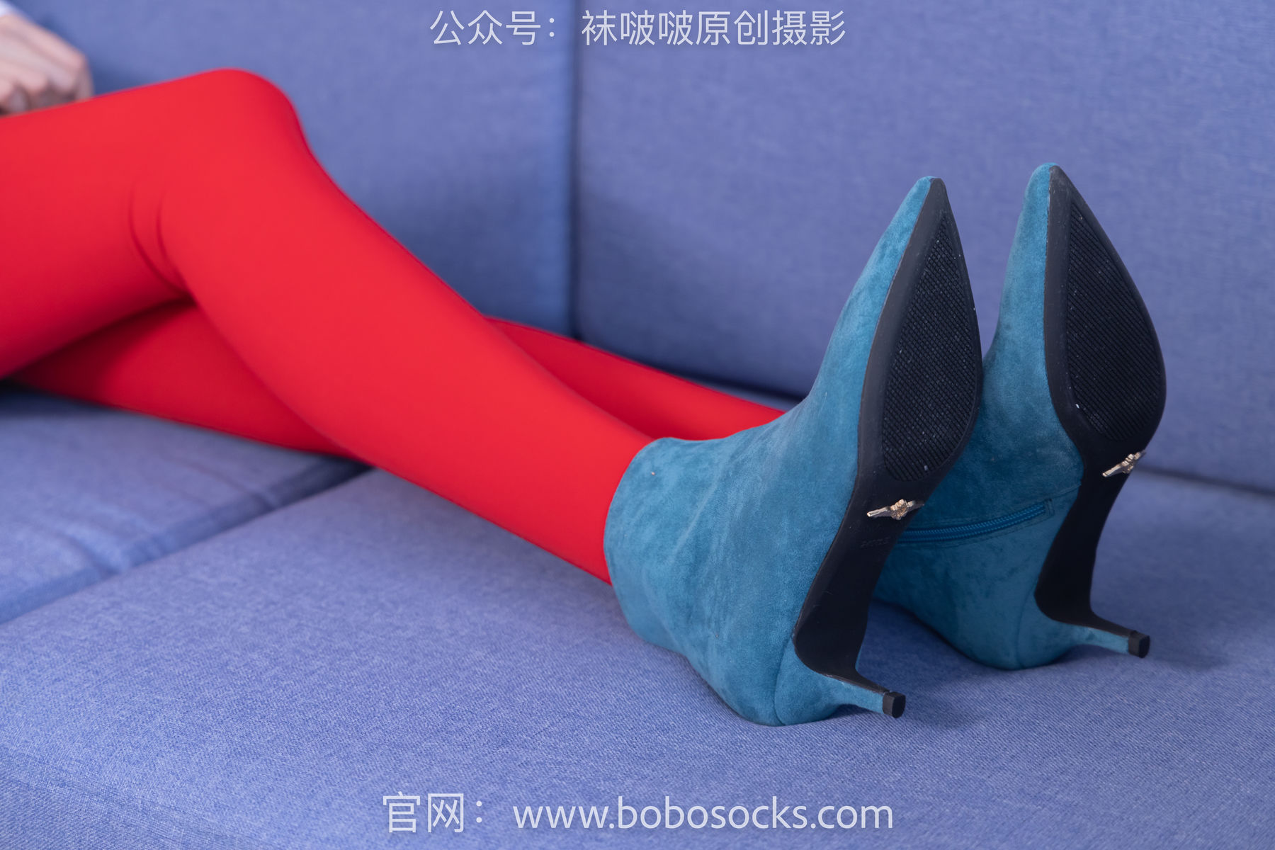 BoBoSocks袜啵啵 No.132 小甜豆-aj1板鞋、蓝色短靴、厚黑丝、厚红丝/(145P)