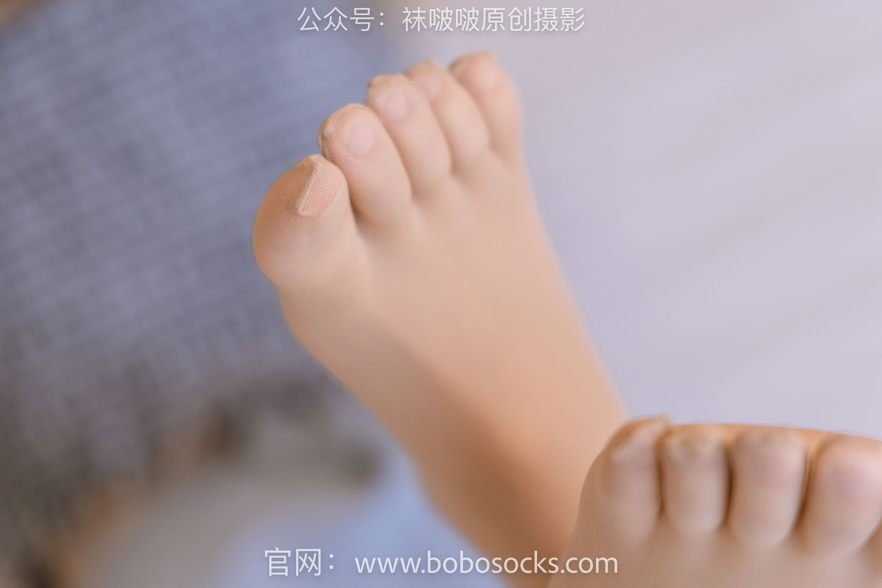 BoBoSocks袜啵啵 No.131 苏苏-两双高跟鞋、黑丝、肉丝五指袜/(140P)