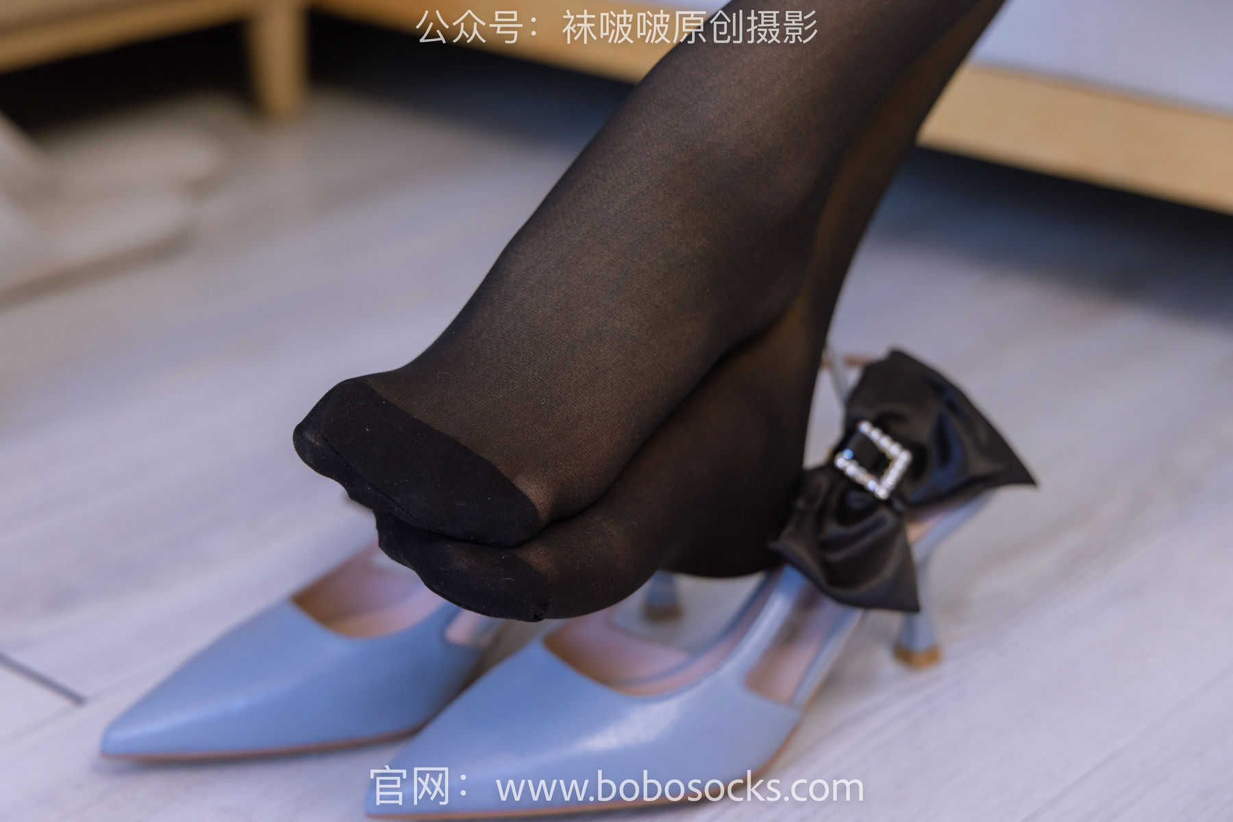 BoBoSocks袜啵啵 No.131 苏苏-两双高跟鞋、黑丝、肉丝五指袜/(140P)