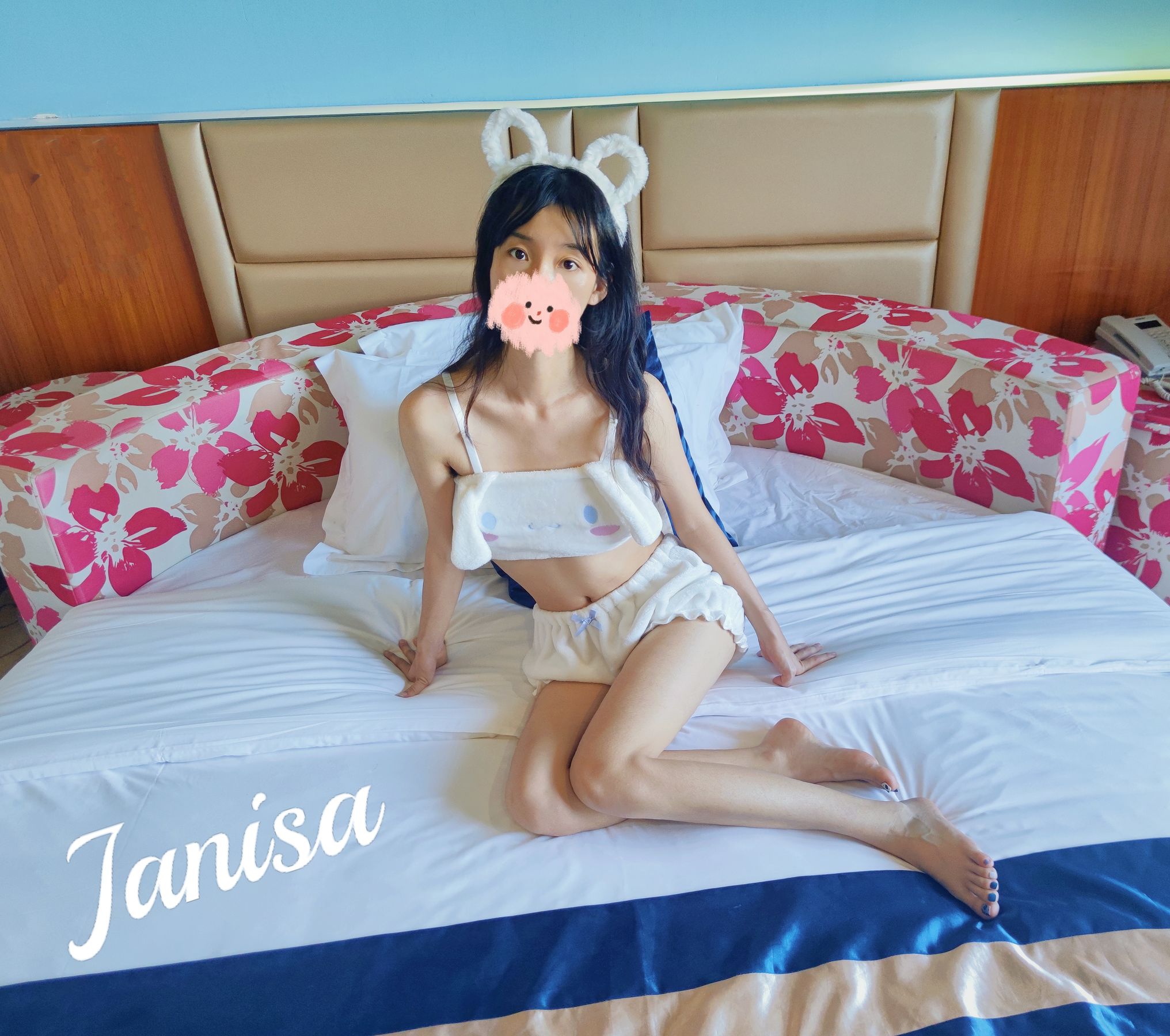 Janisa - 小白兔/(18P)