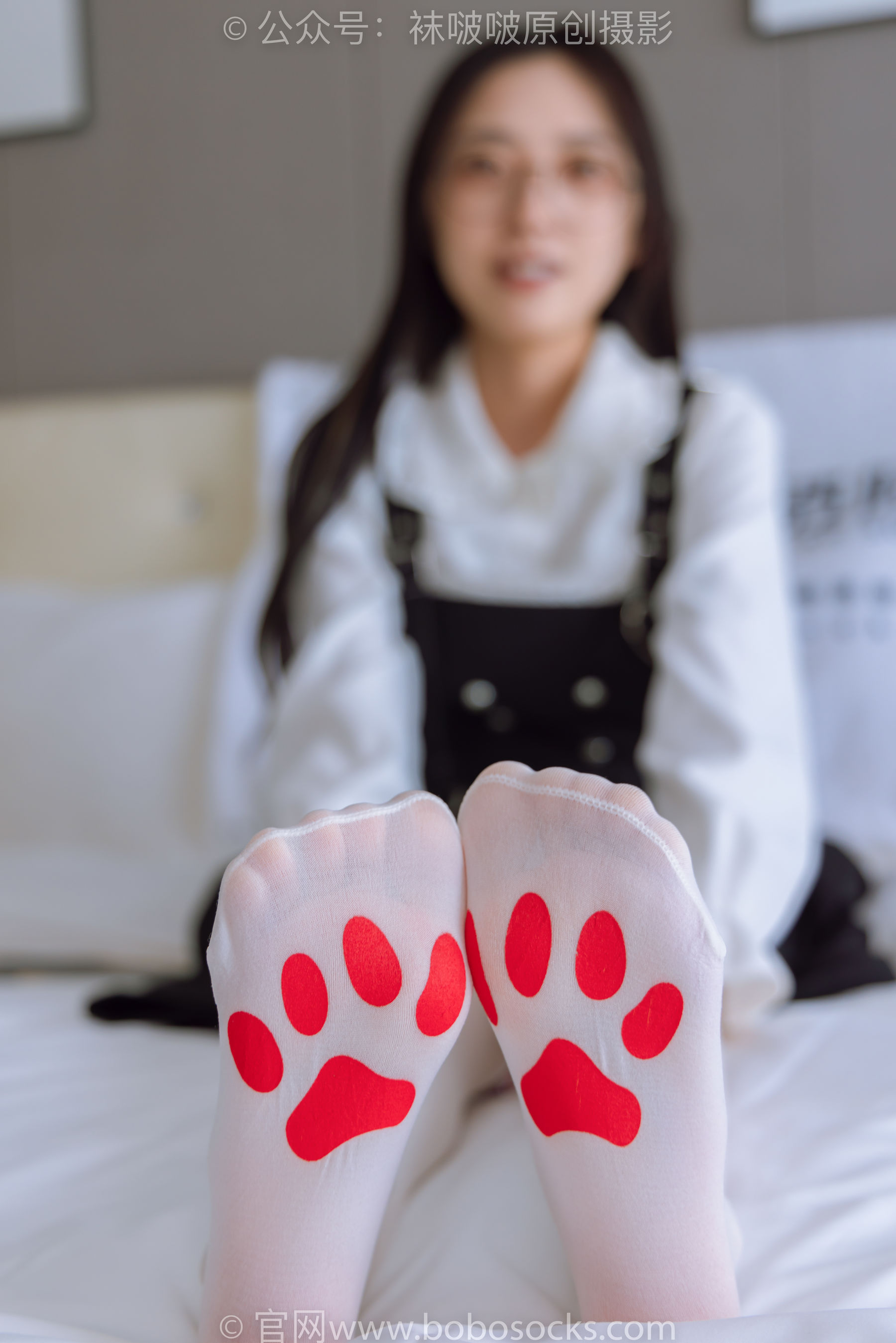 BoBoSocks袜啵啵 No.177 稚予-皮鞋、厚白丝（脚底猫爪印款）/(140P)