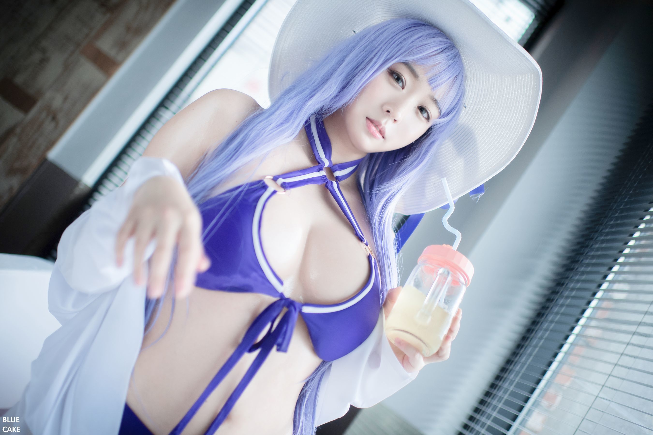 [BLUECAKE] Nono - Pool Party Caitlyn/(78P)