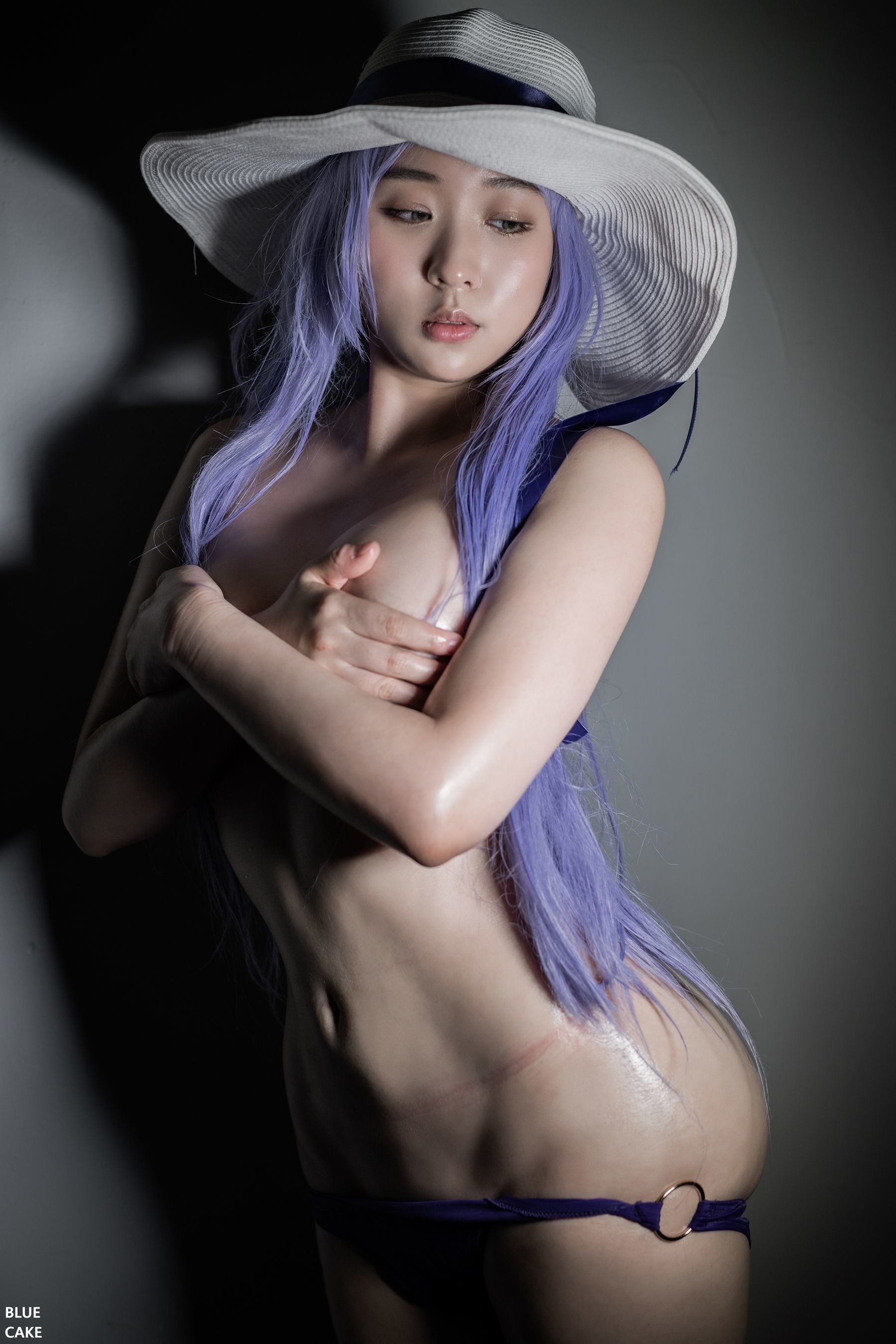 [BLUECAKE] Nono - Pool Party Caitlyn/(78P)