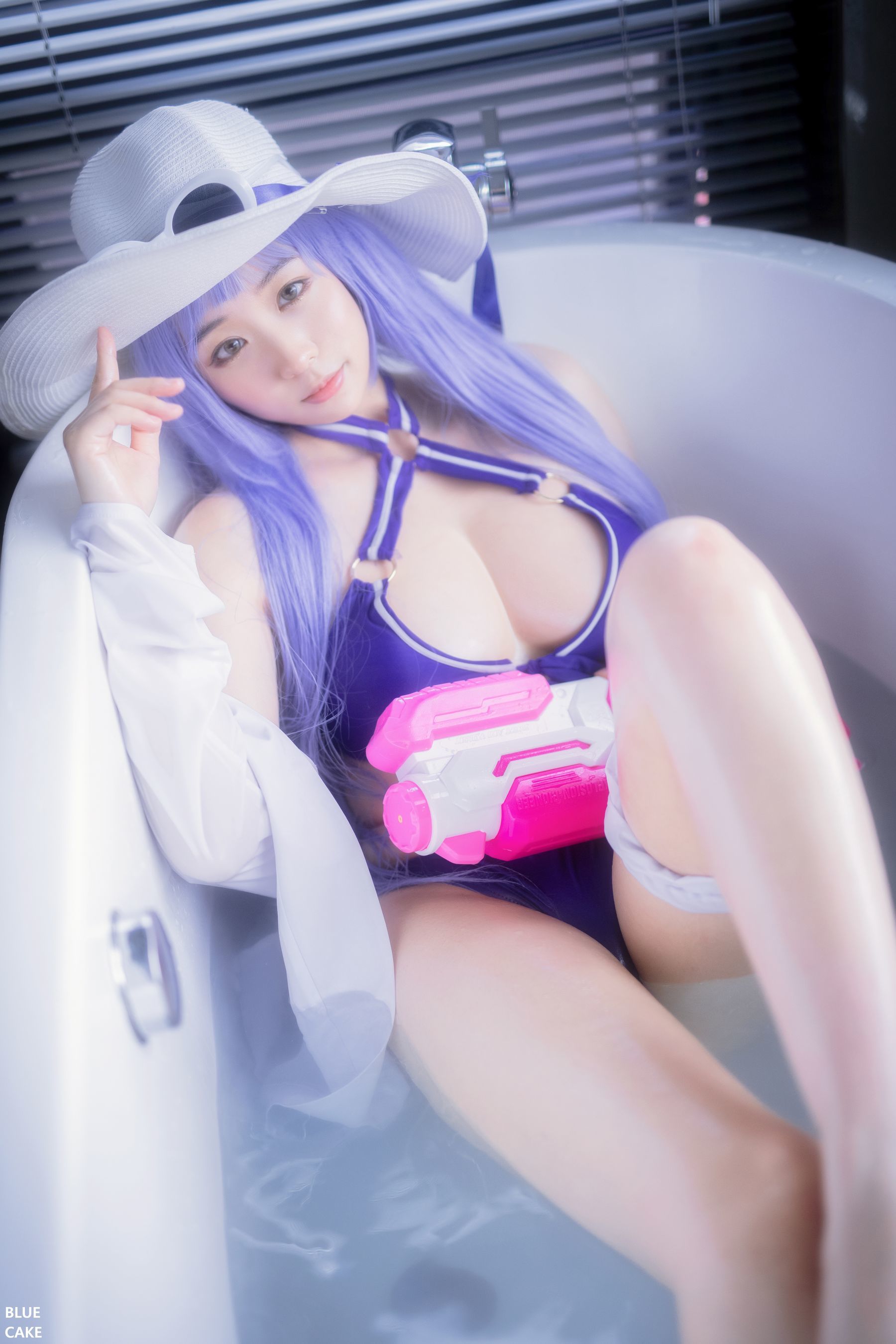 [BLUECAKE] Nono - Pool Party Caitlyn/(78P)