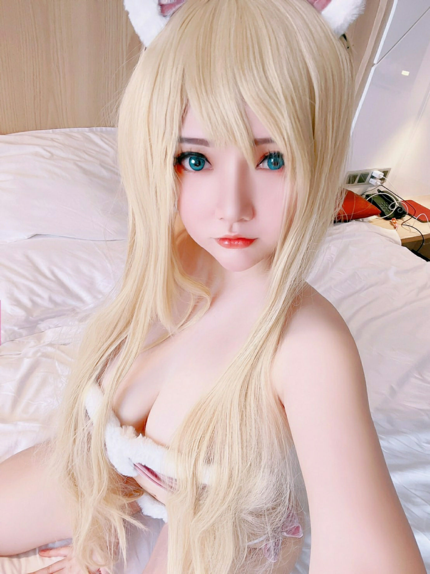 Coser小姐姐Potato Godzilla - April Patreon Selfies/(21P)