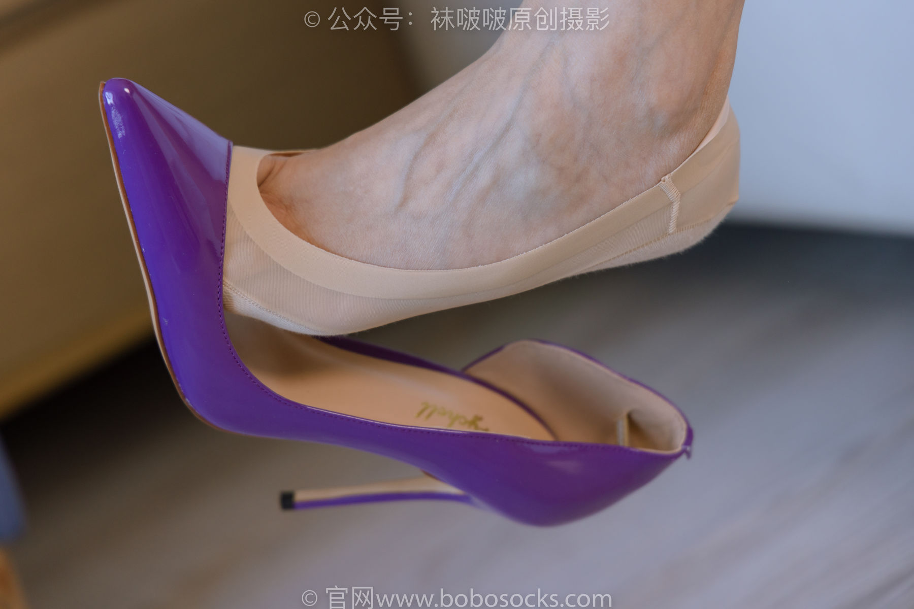 BoBoSocks袜啵啵 No.190 小安-两双高跟鞋、两双船袜、裸足/(160P)