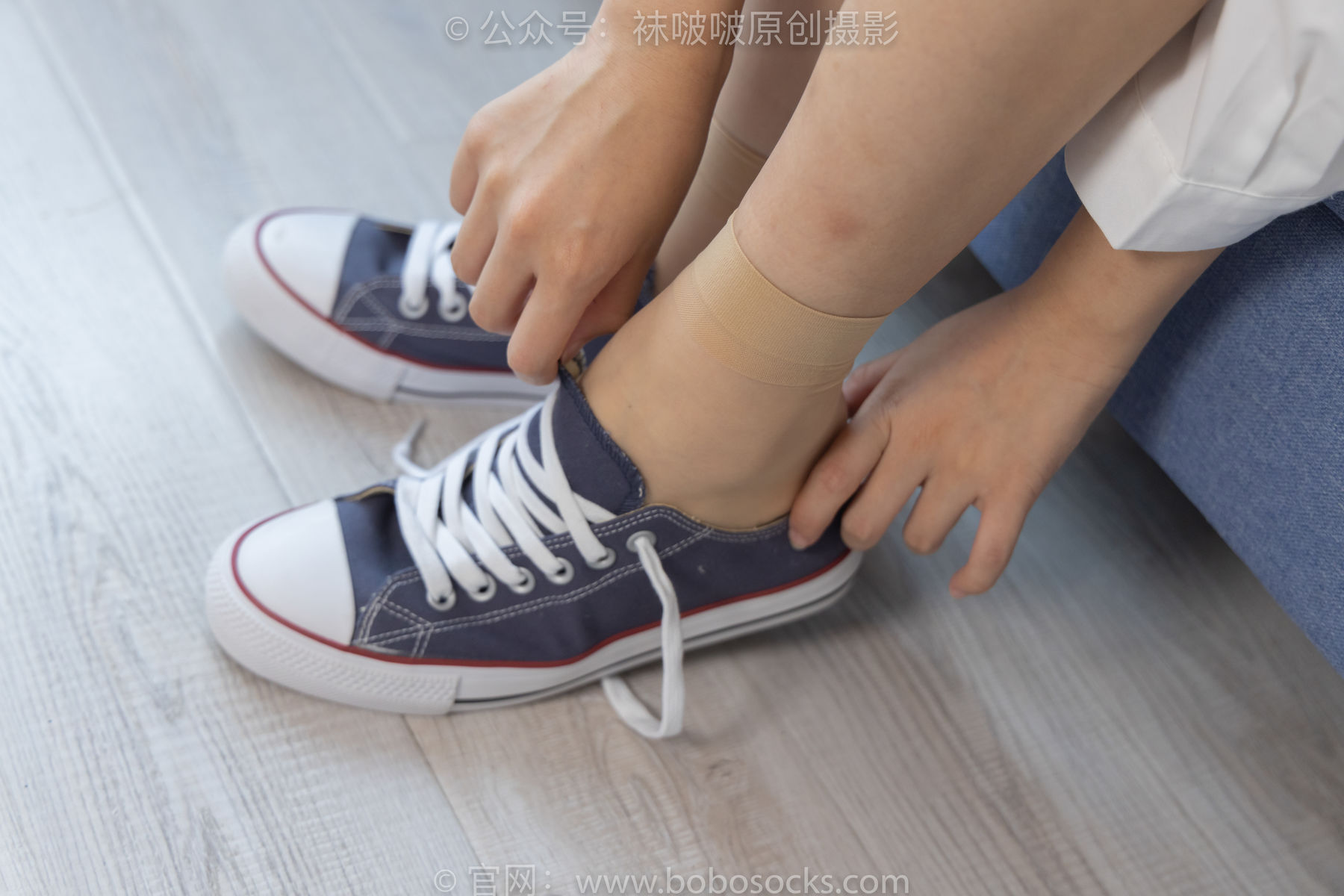 BoBoSocks袜啵啵 No.160 小淳-匡威板鞋、黑皮鞋、短肉丝、白丝小腿袜/(140P)