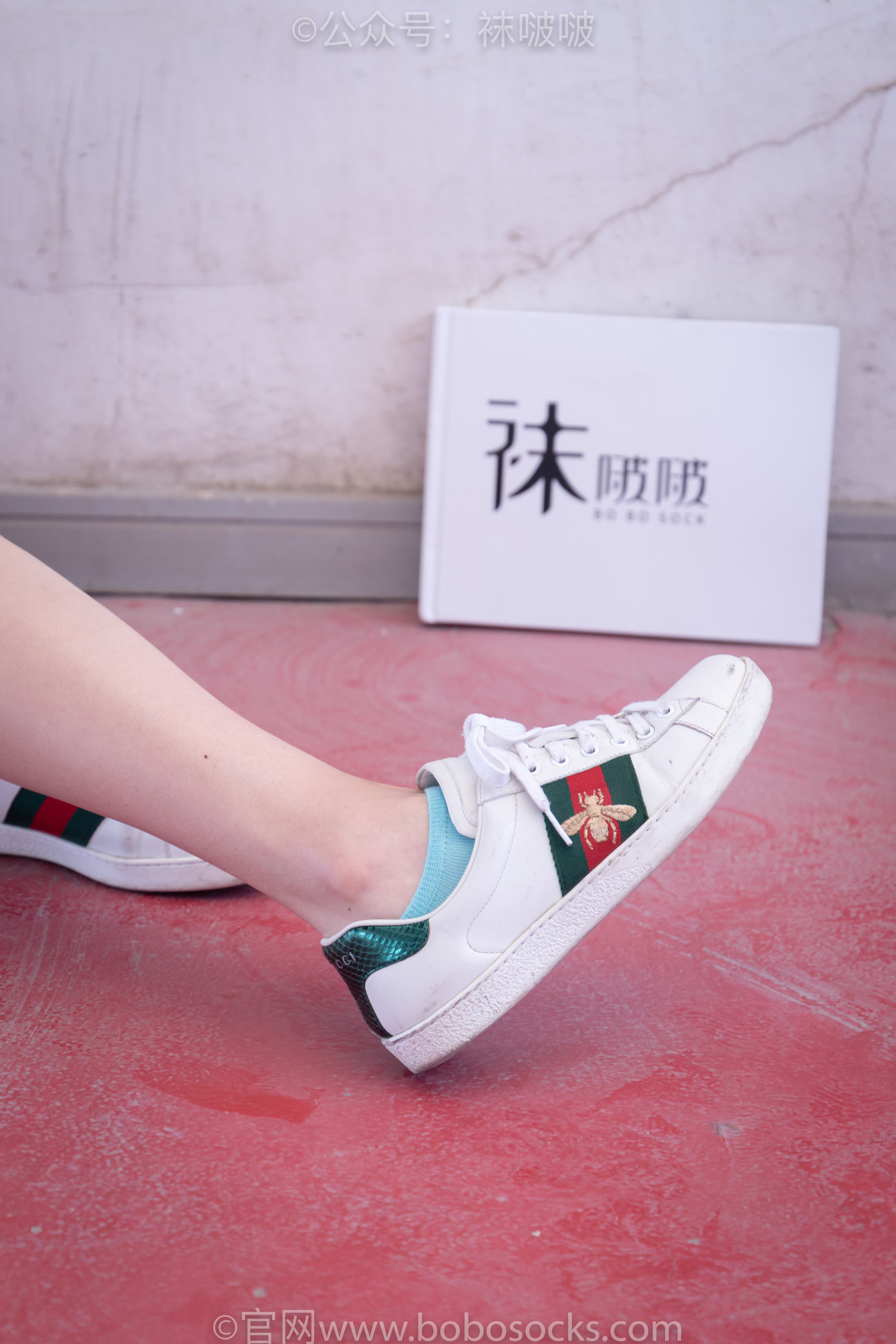 BoBoSocks袜啵啵 积分限定作品006 泡芙-板鞋、天蓝色短棉袜、裸足/(138P)