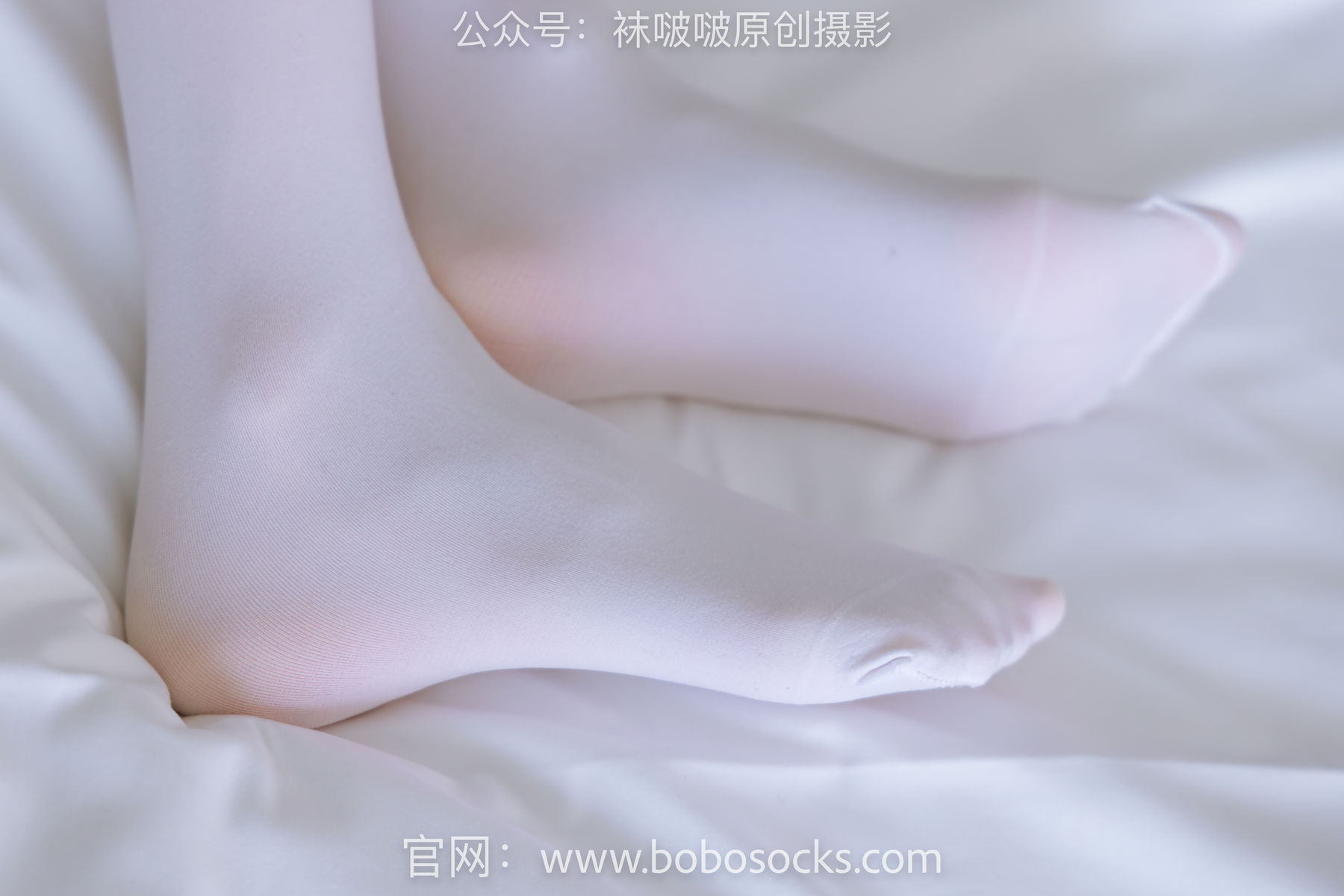 BoBoSocks袜啵啵 No.157 稚予-高跟鞋、白丝大腿袜、裸足/(140P)