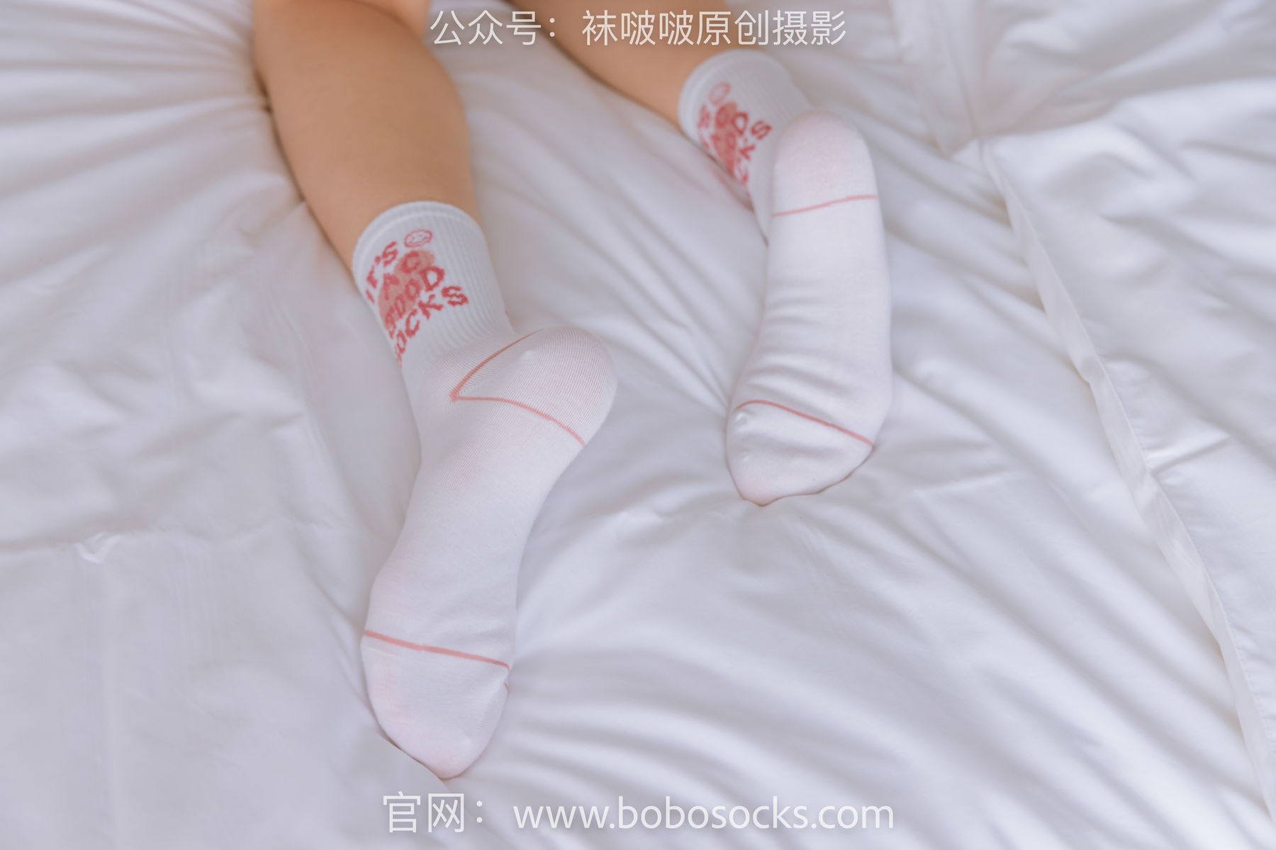 BoBoSocks袜啵啵 No.143 稚予-匡威板鞋、vans帆布鞋、两双白棉袜/(166P)