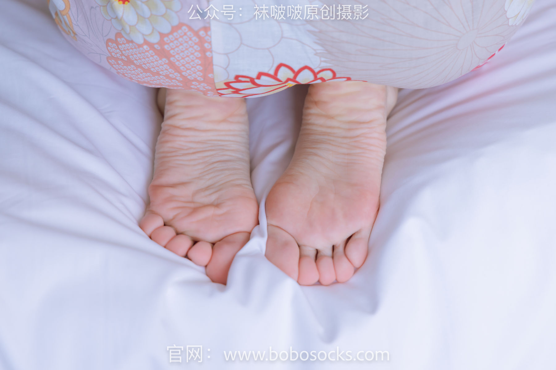 BoBoSocks袜啵啵 No.137 稚予-木屐、分指白棉袜、裸足、和风浴衣/(170P)