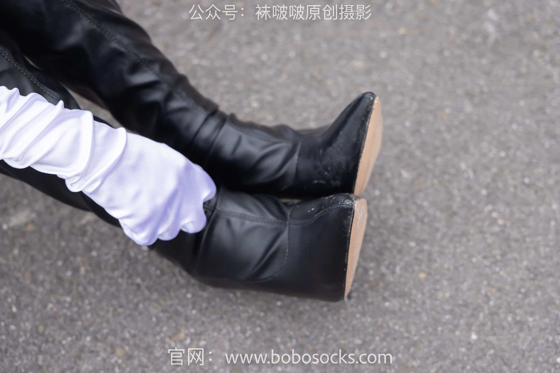 BoBoSocks袜啵啵 No.146 小甜豆-高跟长靴、黑色踩脚裤、肉丝/(154P)