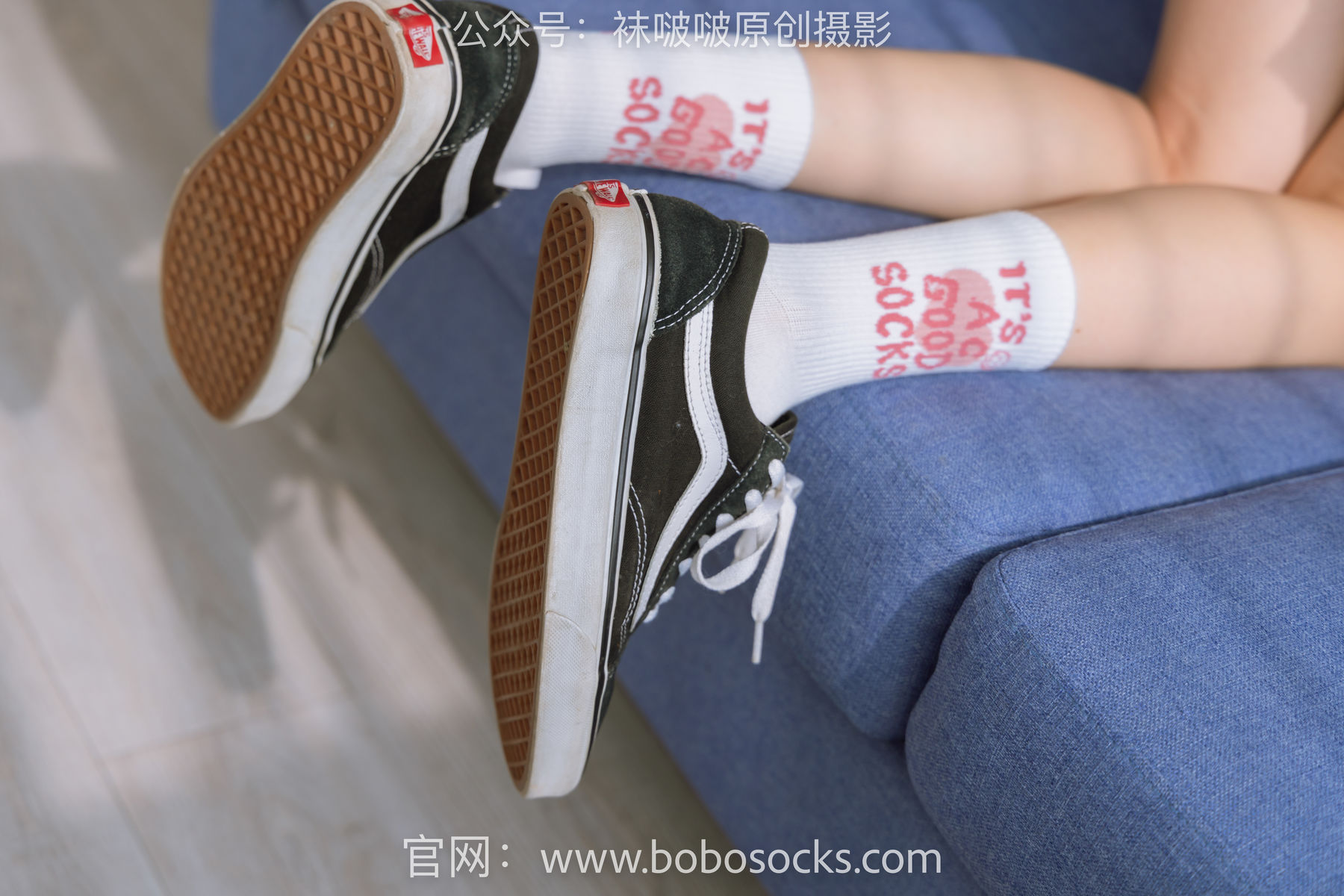 BoBoSocks袜啵啵 No.143 稚予-匡威板鞋、vans帆布鞋、两双白棉袜/(166P)