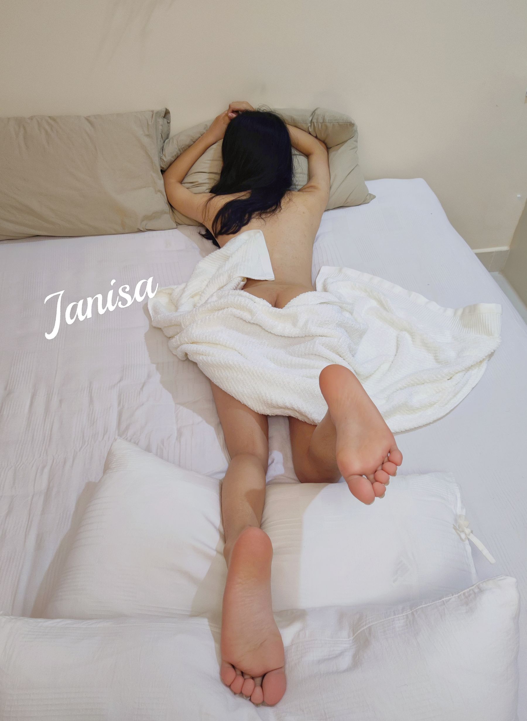 Janisa - 包裹不住的诱惑/(5P)