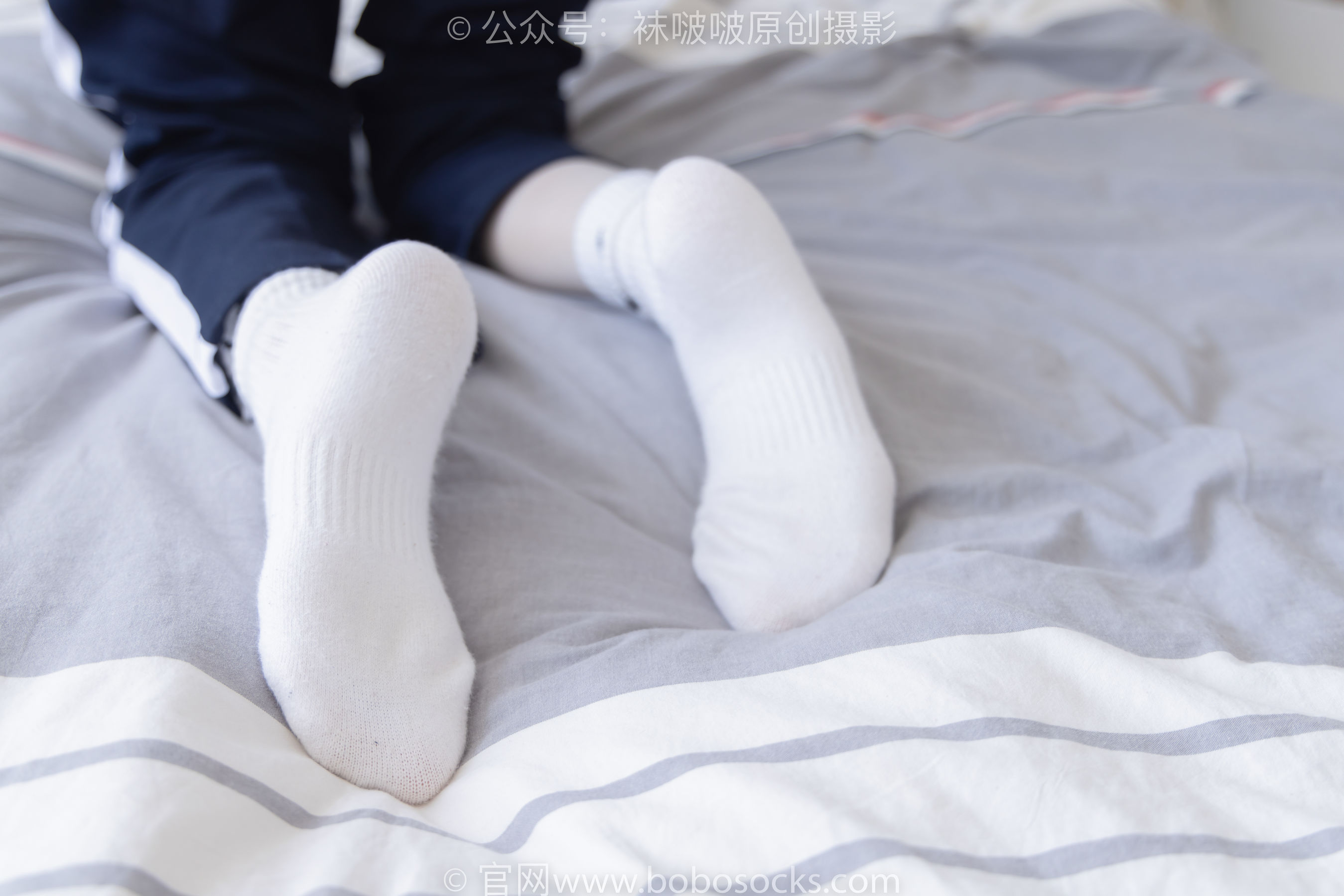 BoBoSocks袜啵啵 No.207 稚予 -aj板鞋、白棉袜、油亮白丝、校服裤里丝/(140P)