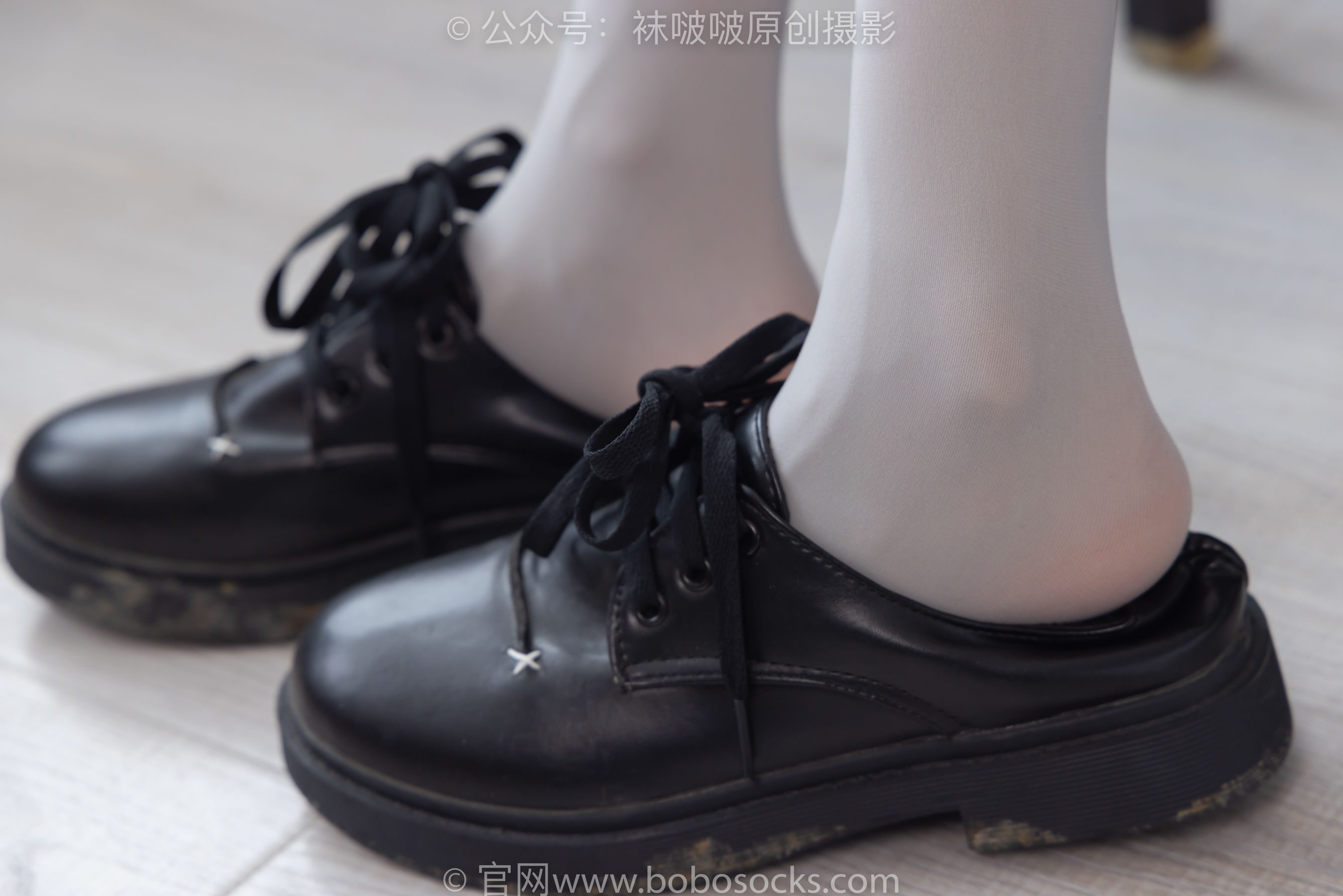 BoBoSocks袜啵啵 No.213 稚予 -黑皮鞋、厚灰丝/(140P)