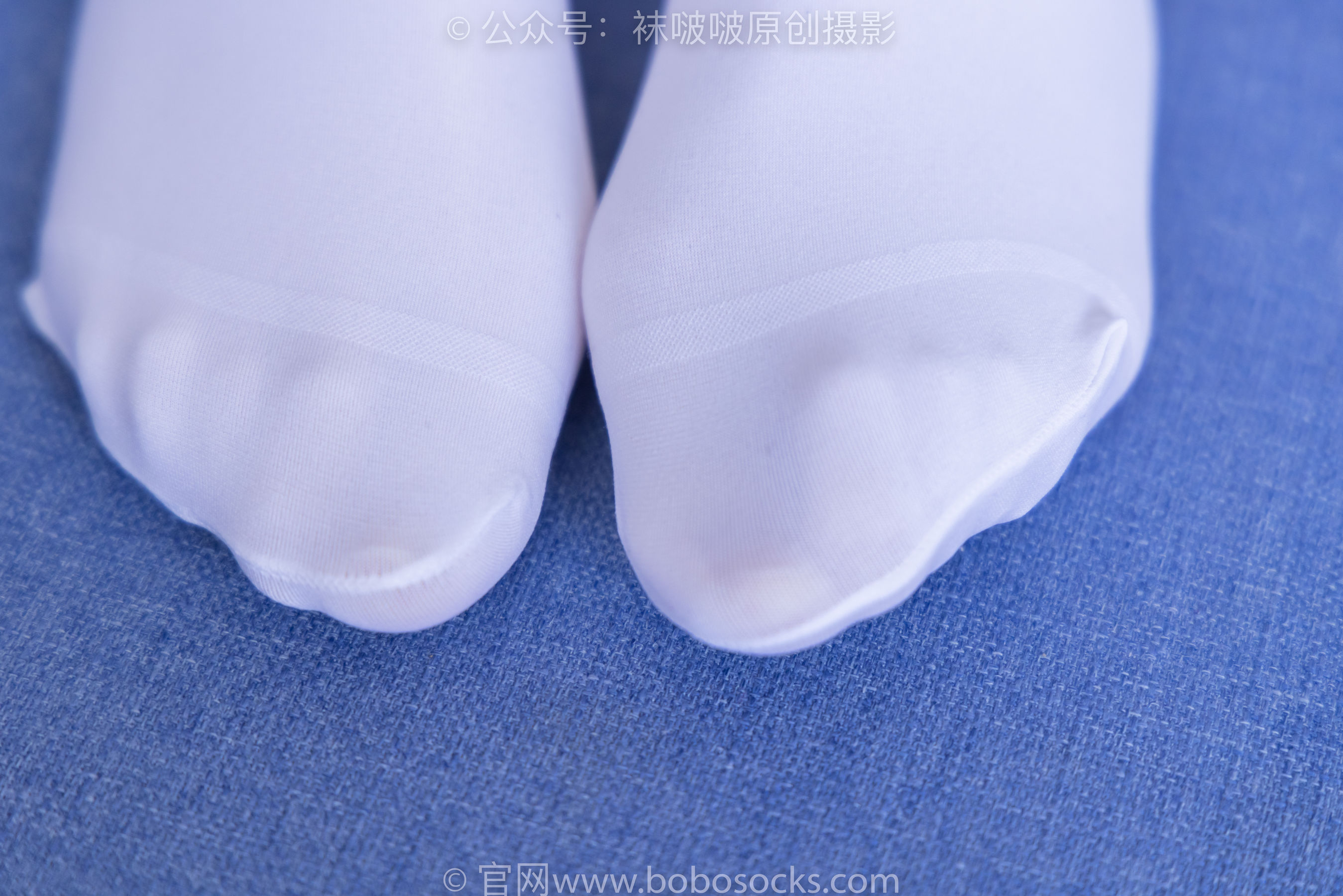 BoBoSocks袜啵啵 No.215 小甜豆-三双帆布鞋板鞋、厚白丝、黑丝/(144P)