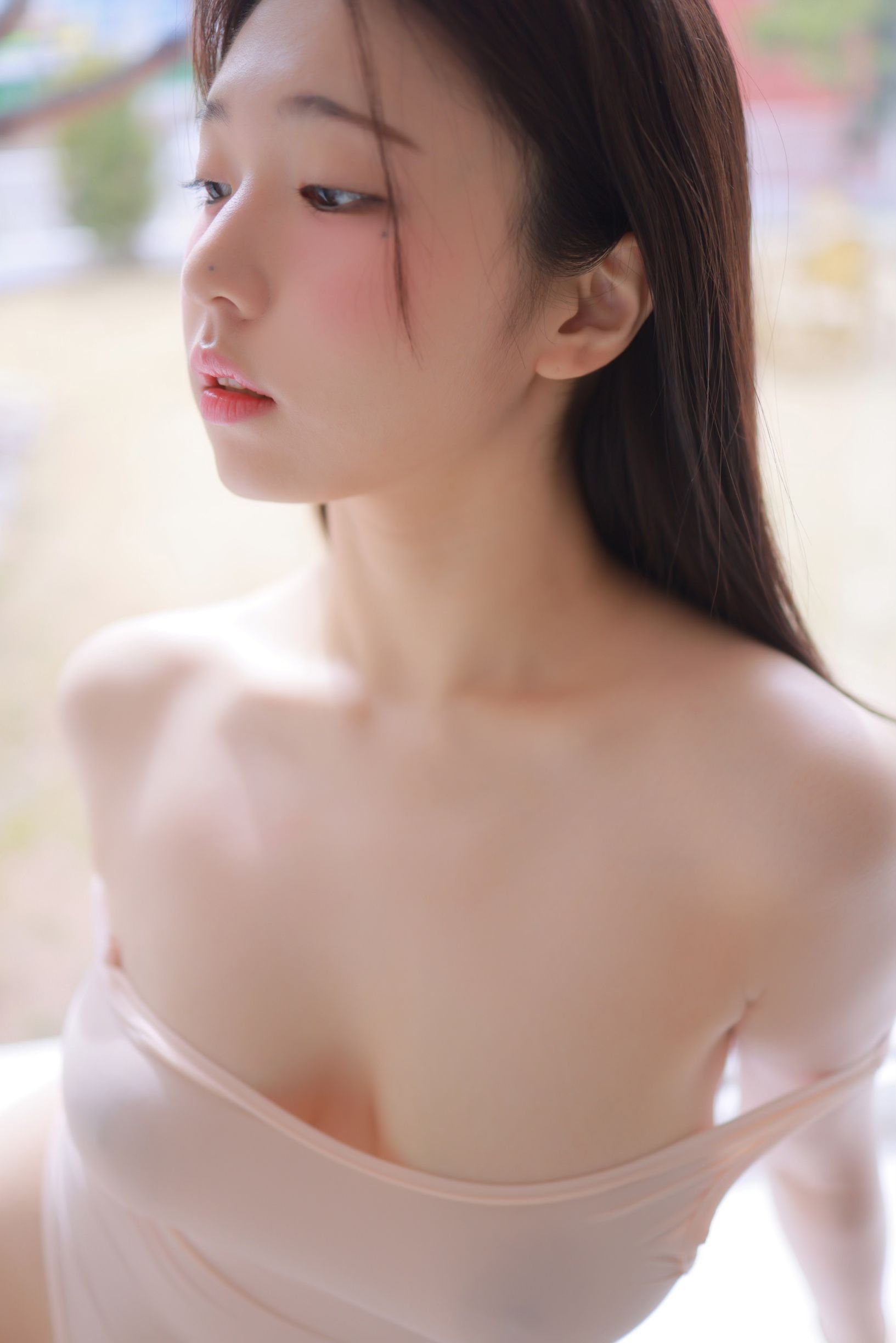 Yeon Woo - White Bodysuit/(92P)
