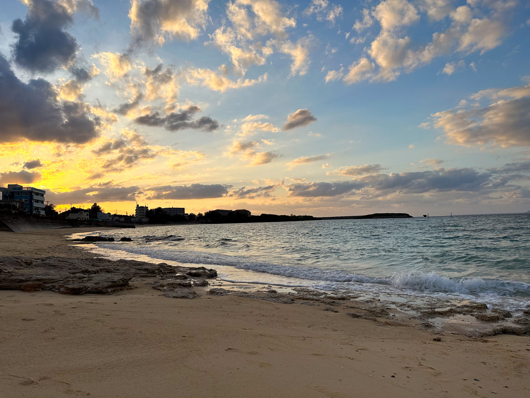 Hane Ame 雨波写真 - Original White sand love in Okinawa 白沙之戀/(41P)