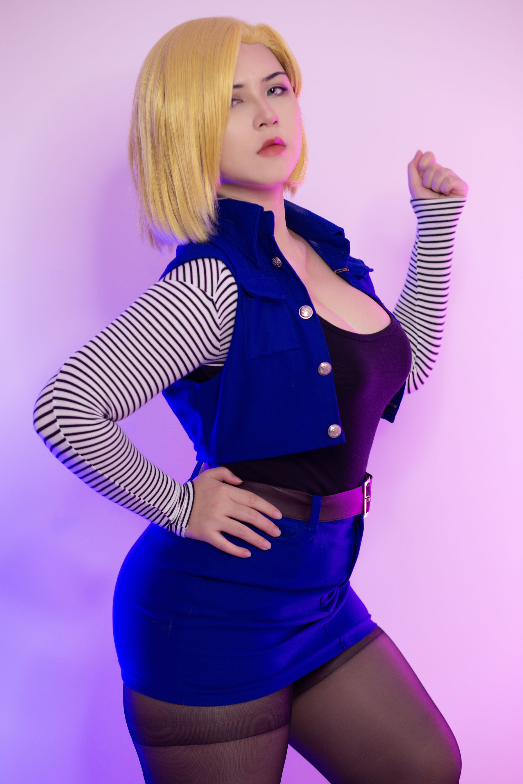 Uy Uy - Android 18-Dragon Ball/(24P)