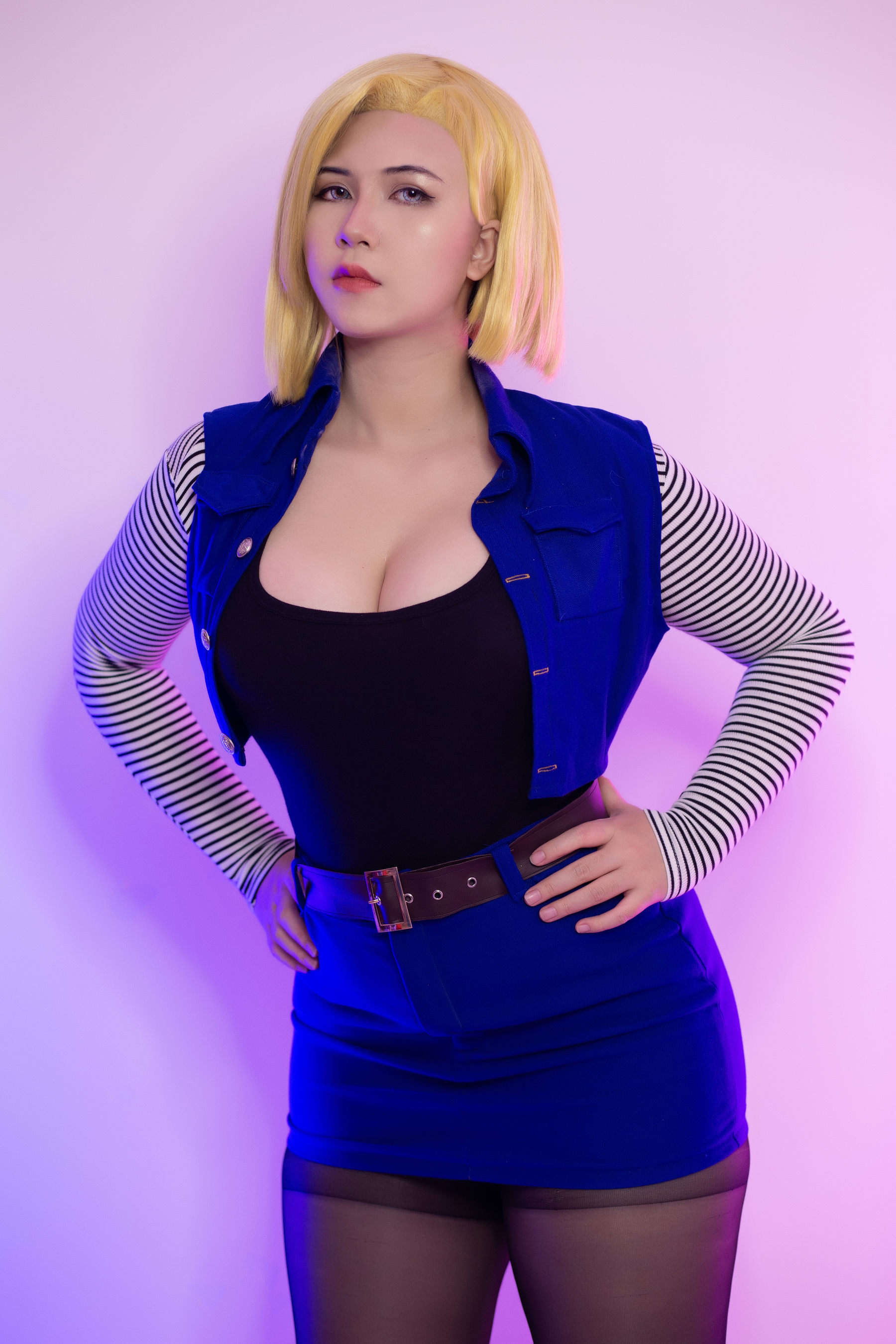 Uy Uy - Android 18-Dragon Ball/(24P)