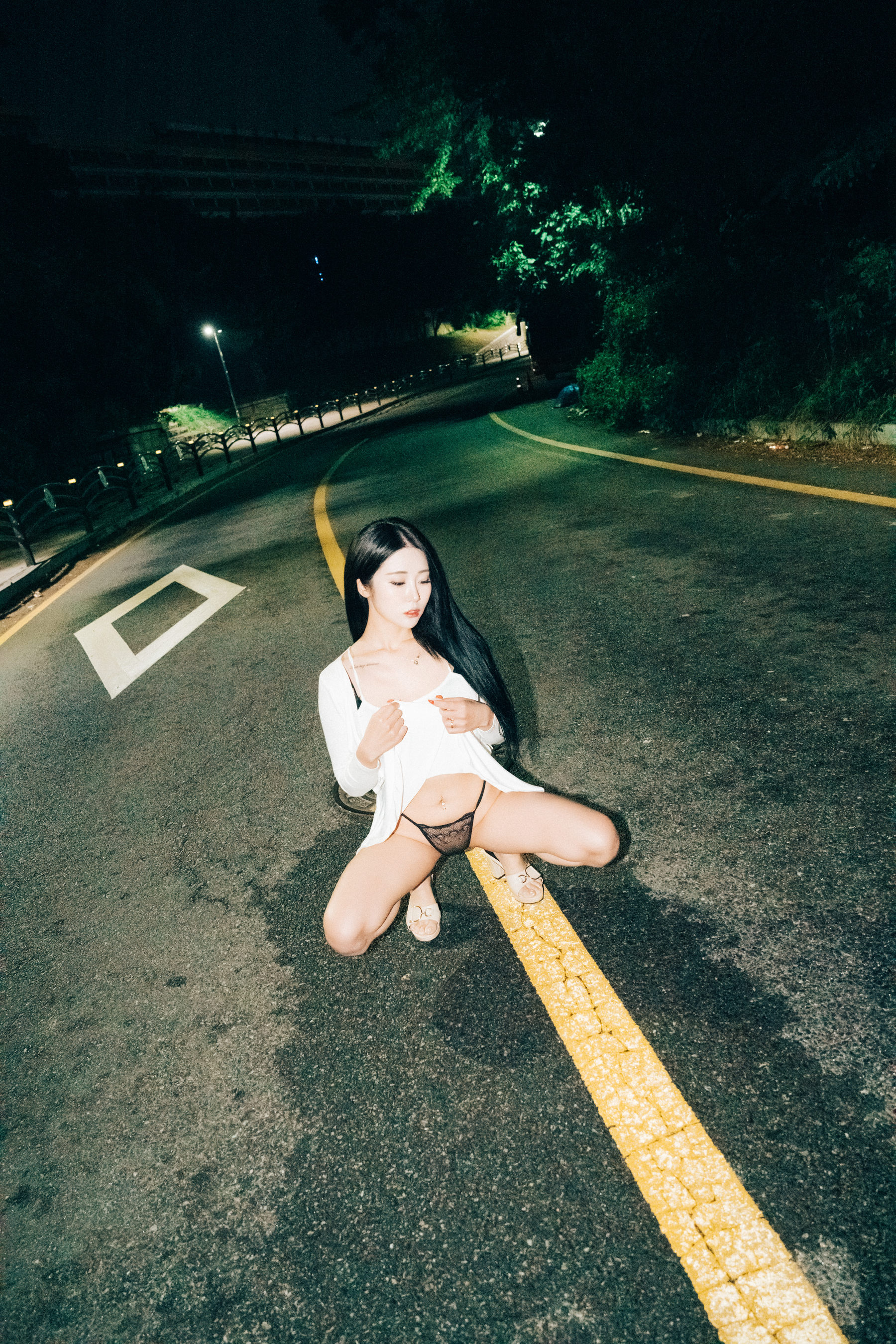 [LOOZY] Bomi - Night Roads/(102P)