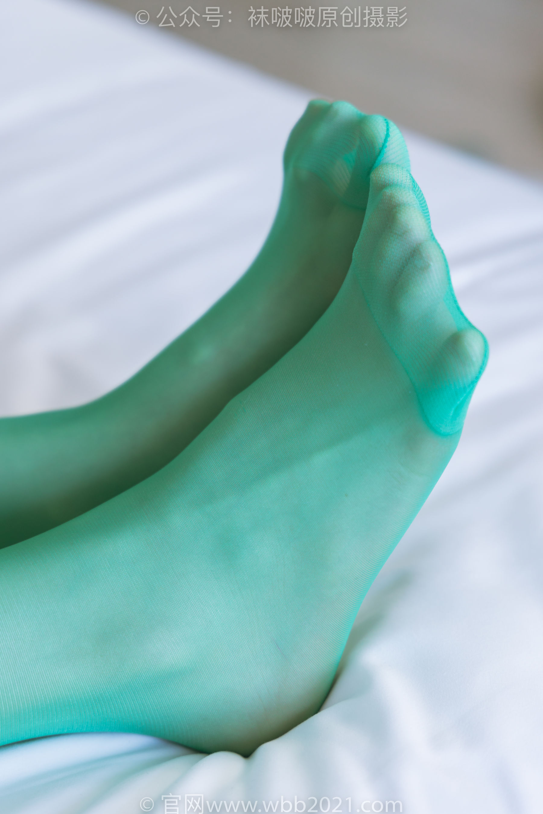 BoBoSocks袜啵啵 No.246 小沫 -高跟鞋、绿色丝袜、短肉丝、短黑丝、裸足、ol制服/(140P)