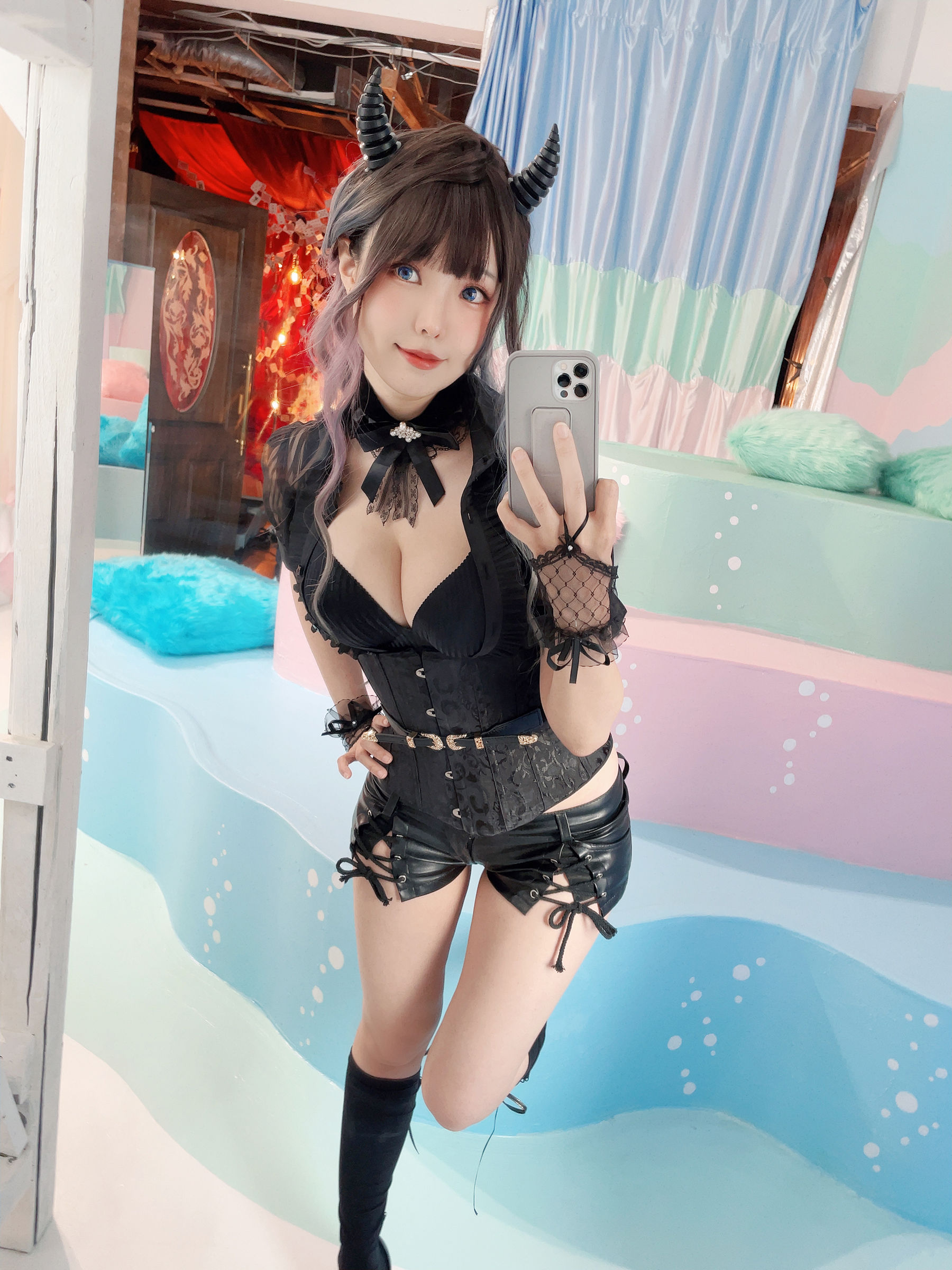 Ely_eee(ElyEE子) - Devil Croupier 小惡魔荷官/(30P)