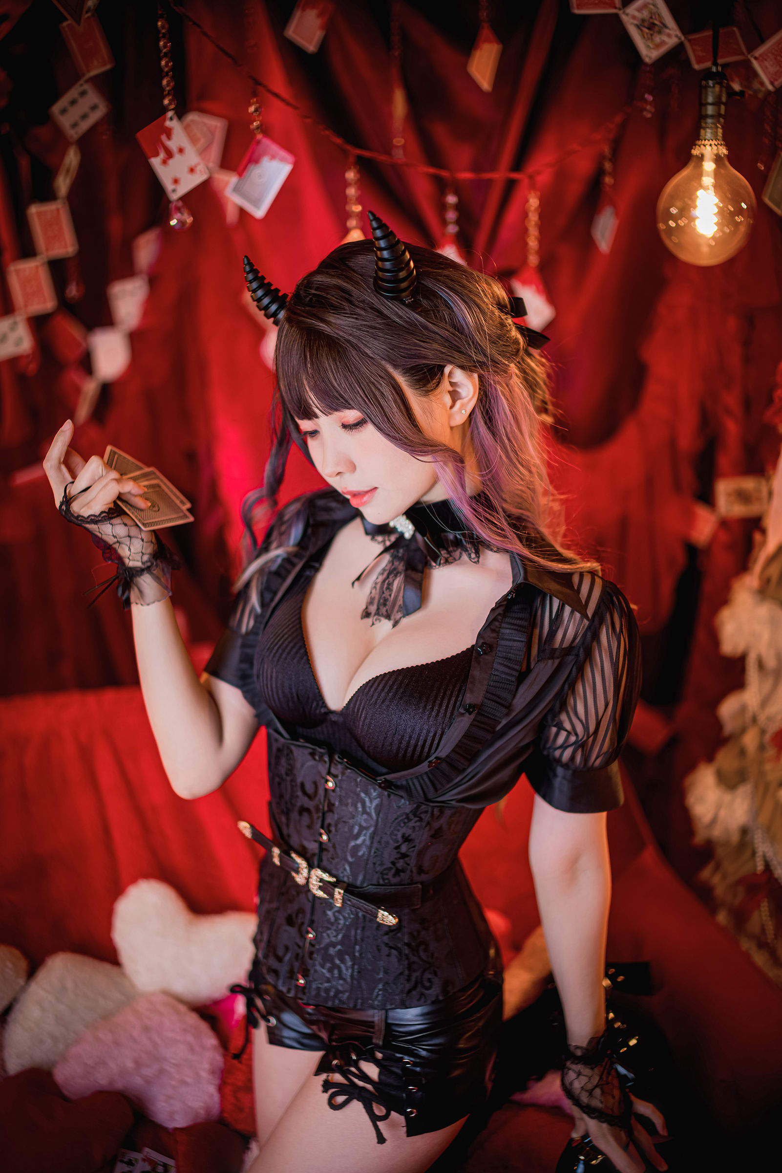 Ely_eee(ElyEE子) - Devil Croupier 小惡魔荷官/(30P)