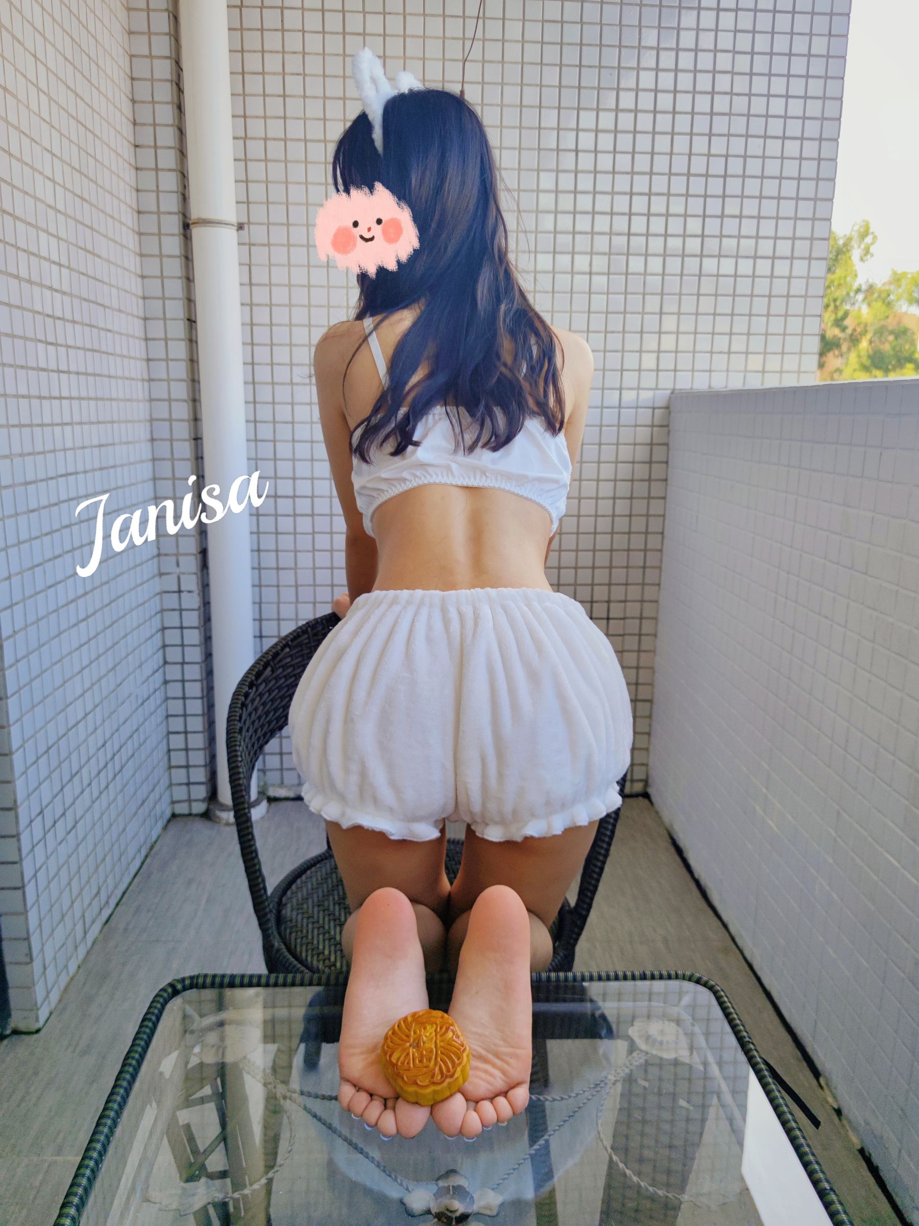 Janisa - 小白兔/(18P)