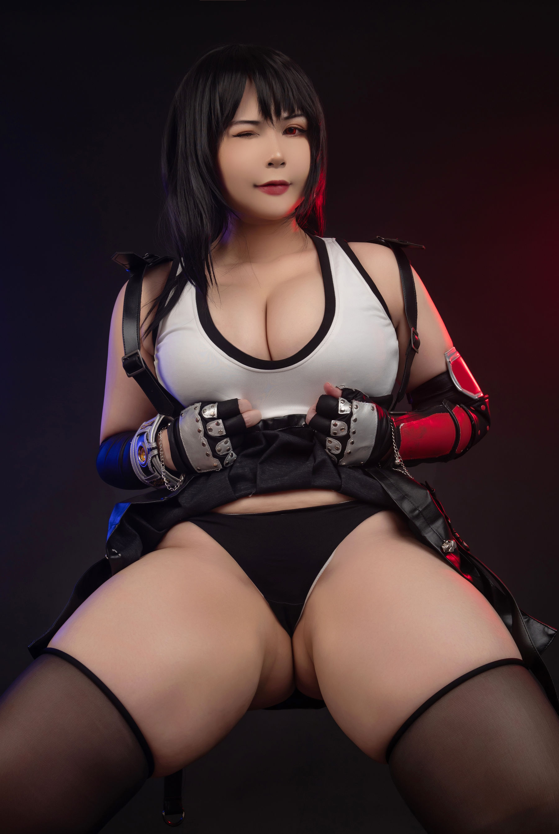 Uy Uy - Tifa Lockhart/(43P)