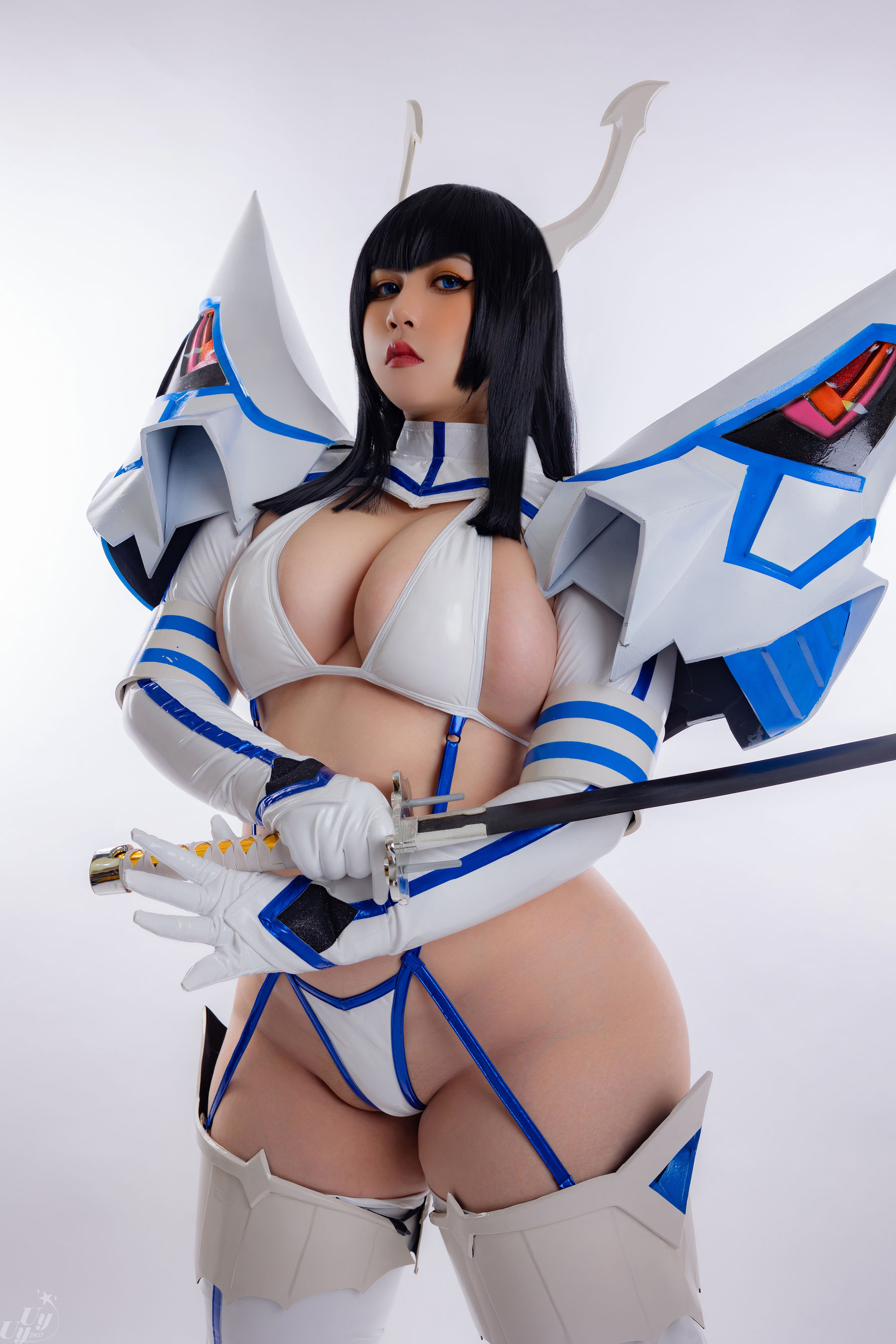 Uy Uy - Kiryuin Satsuki Satsuki-Kill la Kill/(33P)