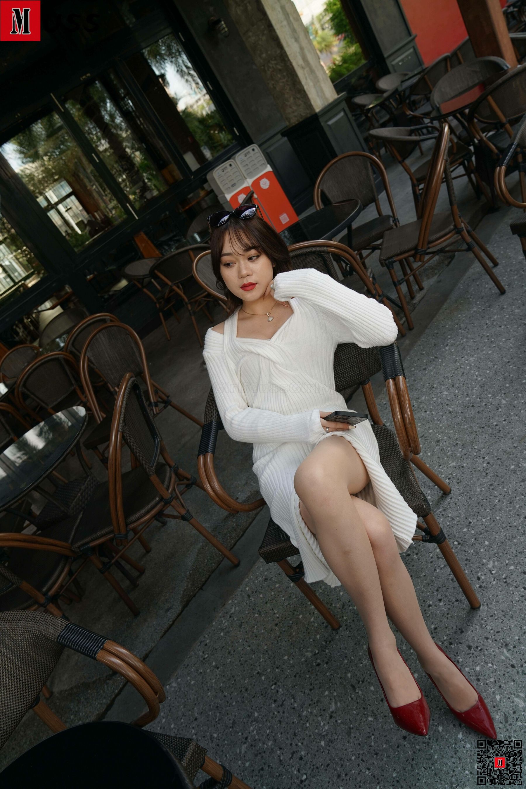 [慕丝女郎MussGirl] No.138 白色连衣裙高跟/(176P)