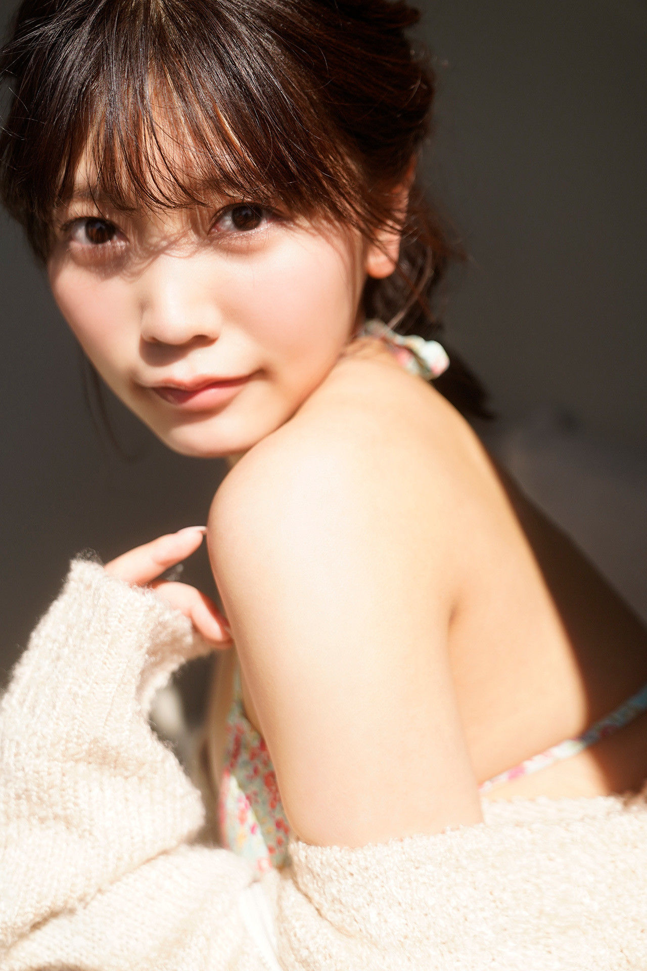 Reona Matsushita 松下玲緒菜 - Journey with bare skin 素肌で、旅立ち/(106P)