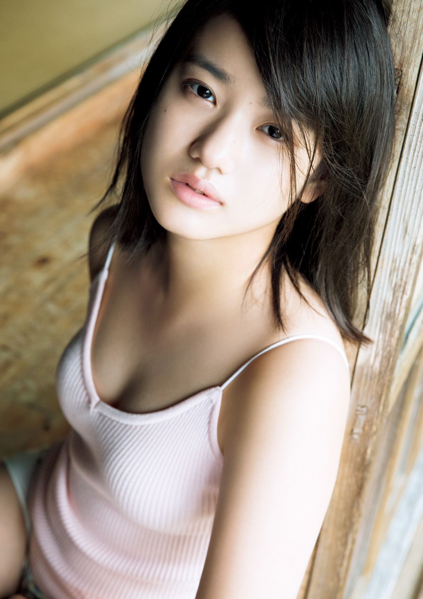 Reina Yokoyama 横山玲奈 - REINA is eighteen ～N to S～/(87P)