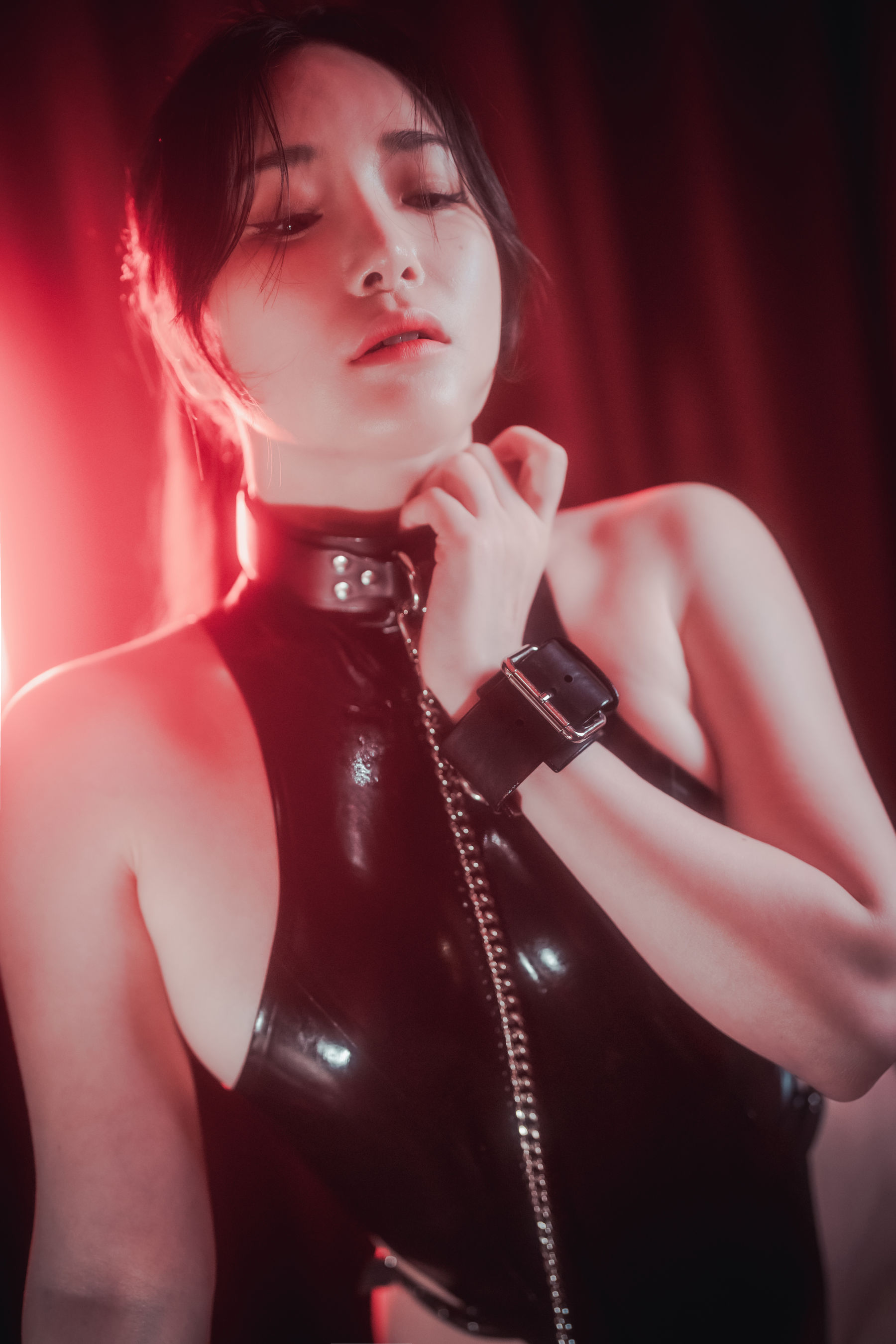 [DJAWA] PIA - Cling to Latex Vol.3/(141P)