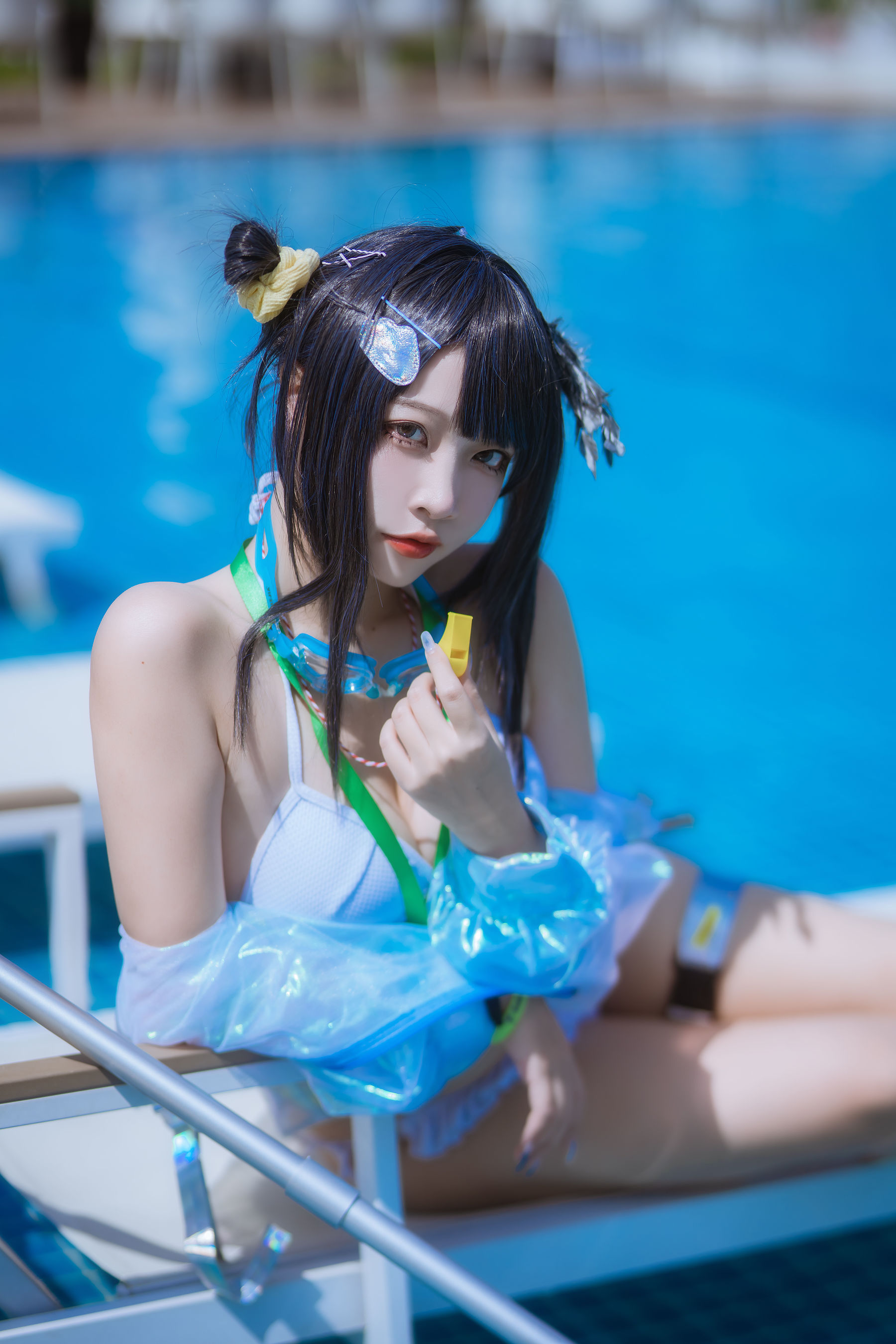 人气Coser 二佐Nisa - 泰拉夏日纪事 方舟羽毛笔泳装/(24P)