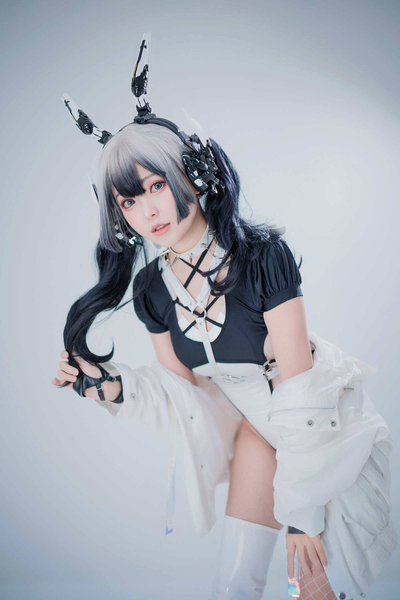 Ely_eee(ElyEE子) - Cyber Girl BLANCHE 賽博少女/(41P)