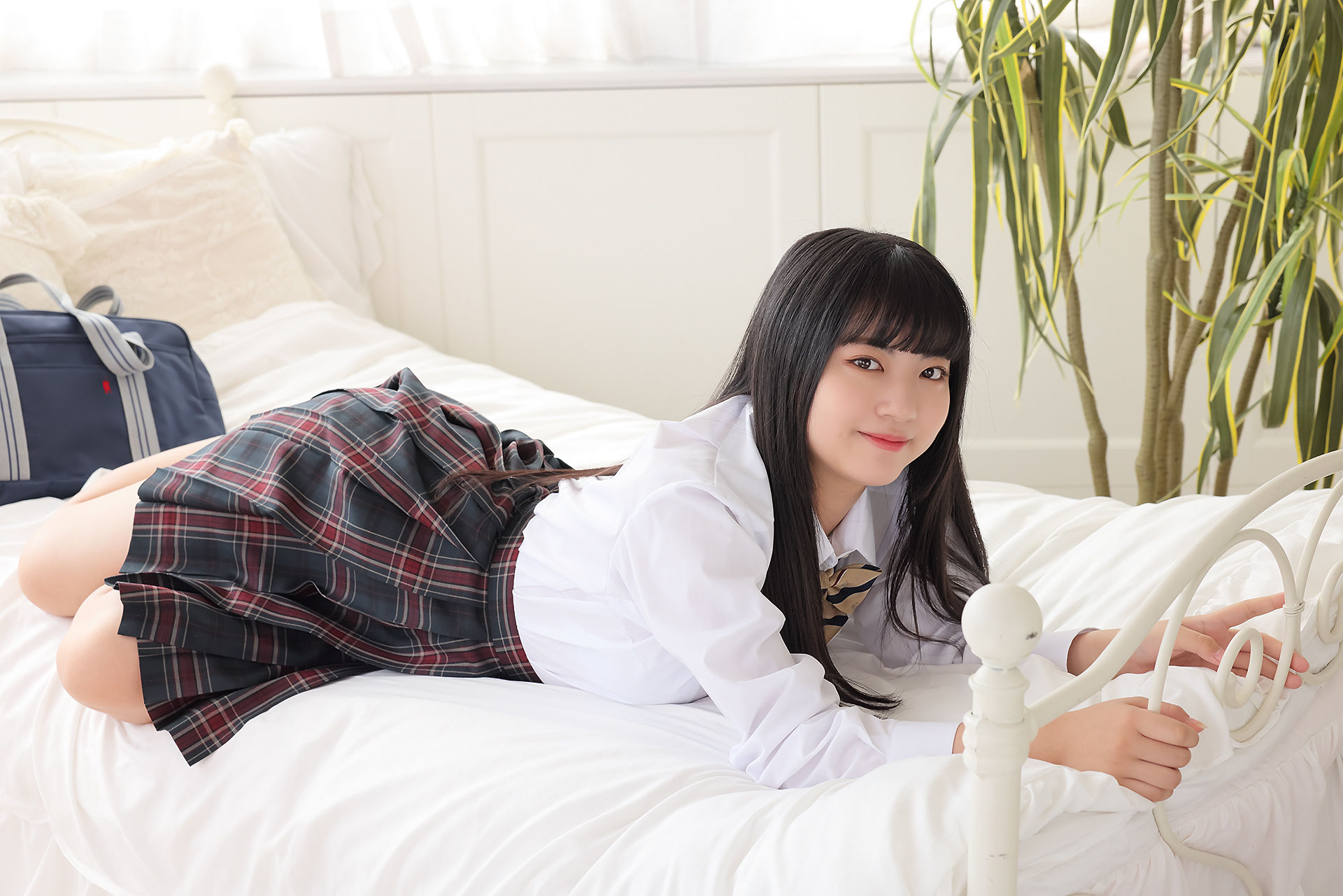 [Minisuka.tv] Maaya Obana 小花真彩 - Regular Gallery 1 Set 01/(41P)