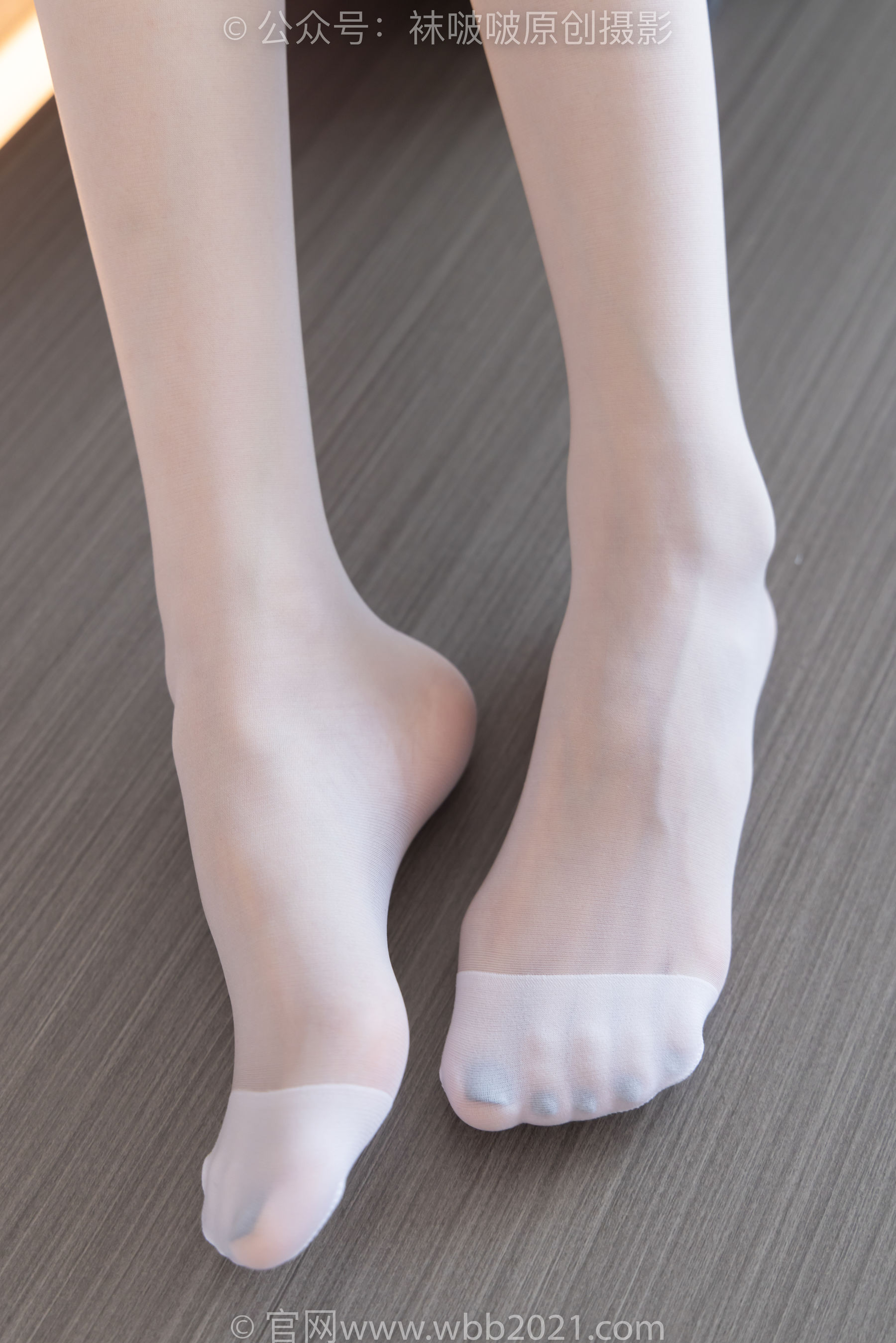 BoBoSocks袜啵啵 No.309 稚予 -两双高跟鞋、灰丝、白丝、裸足、踩奶油蛋糕剧情/(180P)