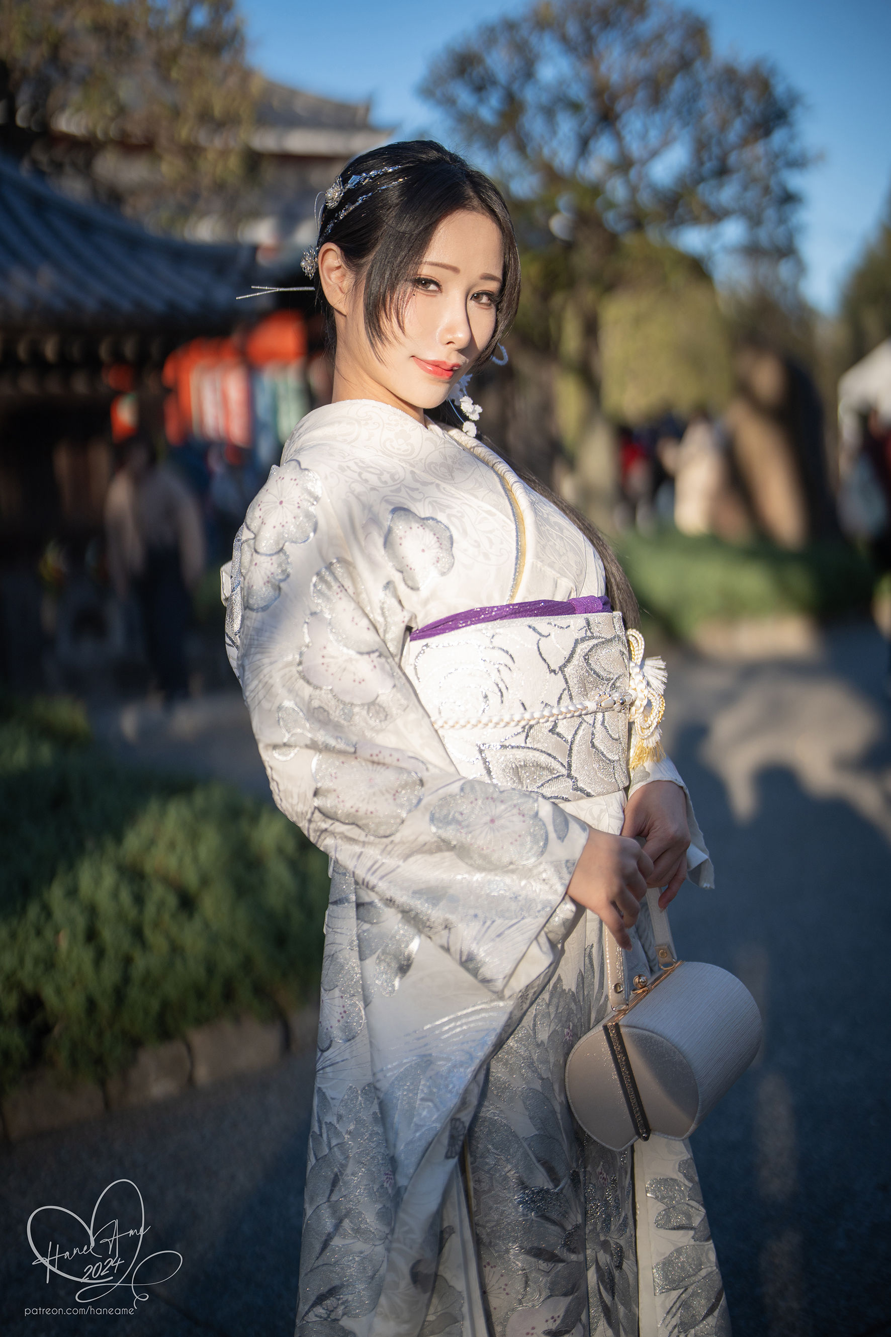 Hane Ame 雨波写真 - Original 2024 New year Silver Kimono/(30P)