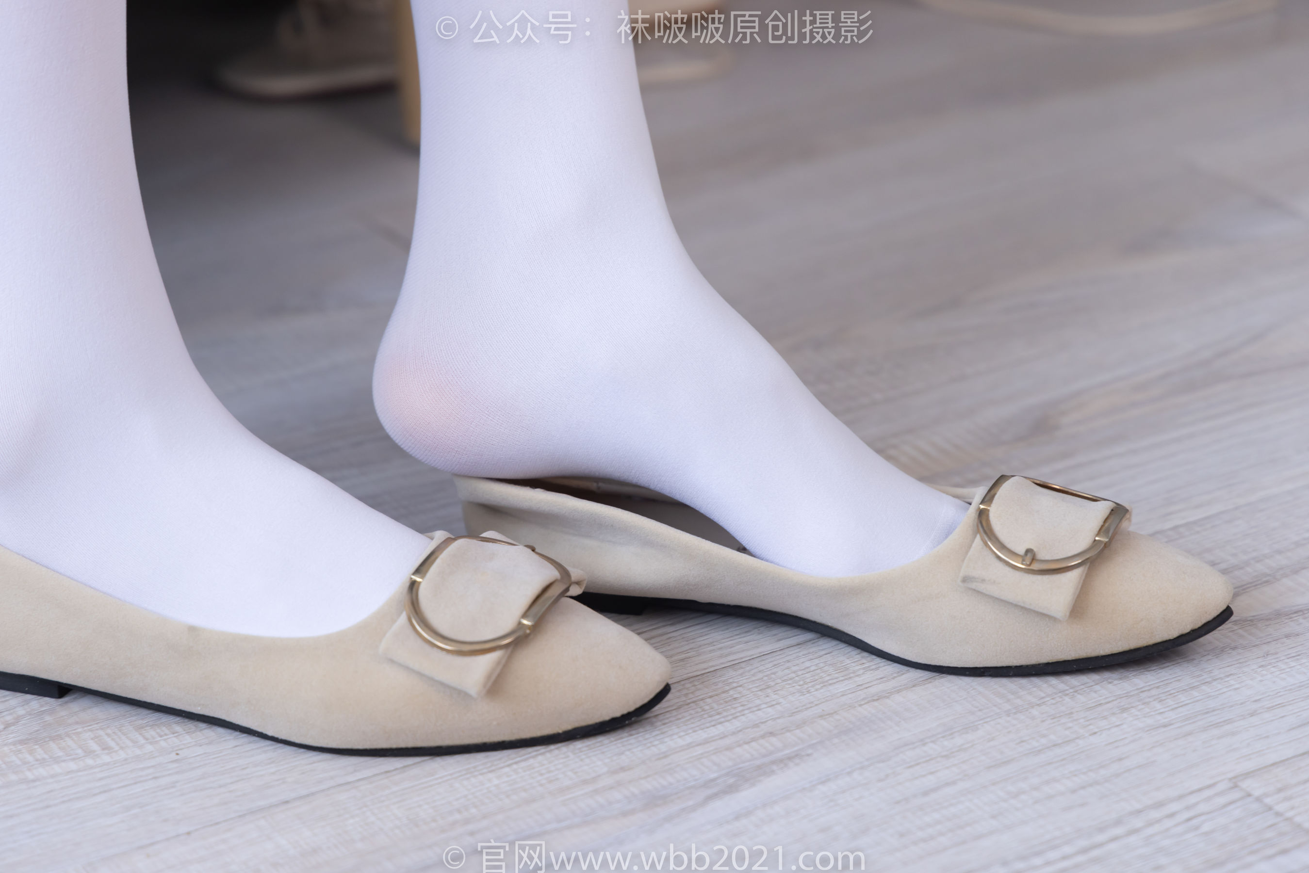 BoBoSocks袜啵啵 No.322 芝士 -两双平底鞋、厚白丝/(140P)