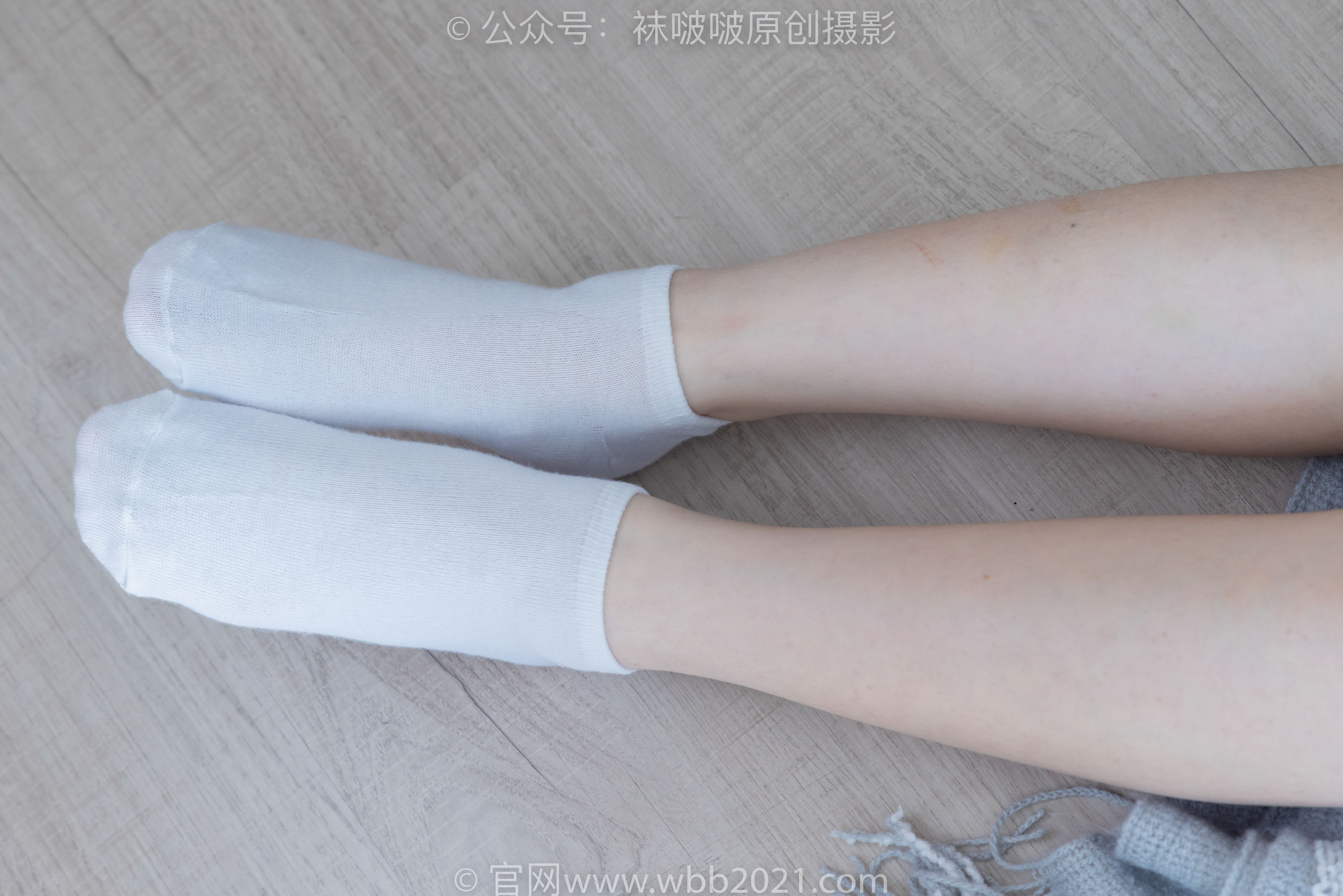 BoBoSocks袜啵啵 No.331 甜甜圈 -板鞋、白棉袜、裸足/(144P)