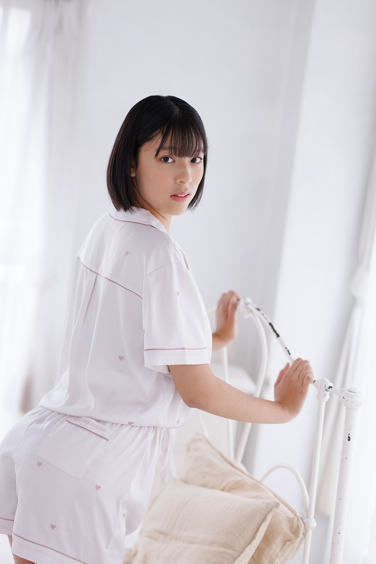 [Minisuka.tv] Eyu Hirayama 平山えゆ - Regular Gallery 13 Set 13.3/(41P)